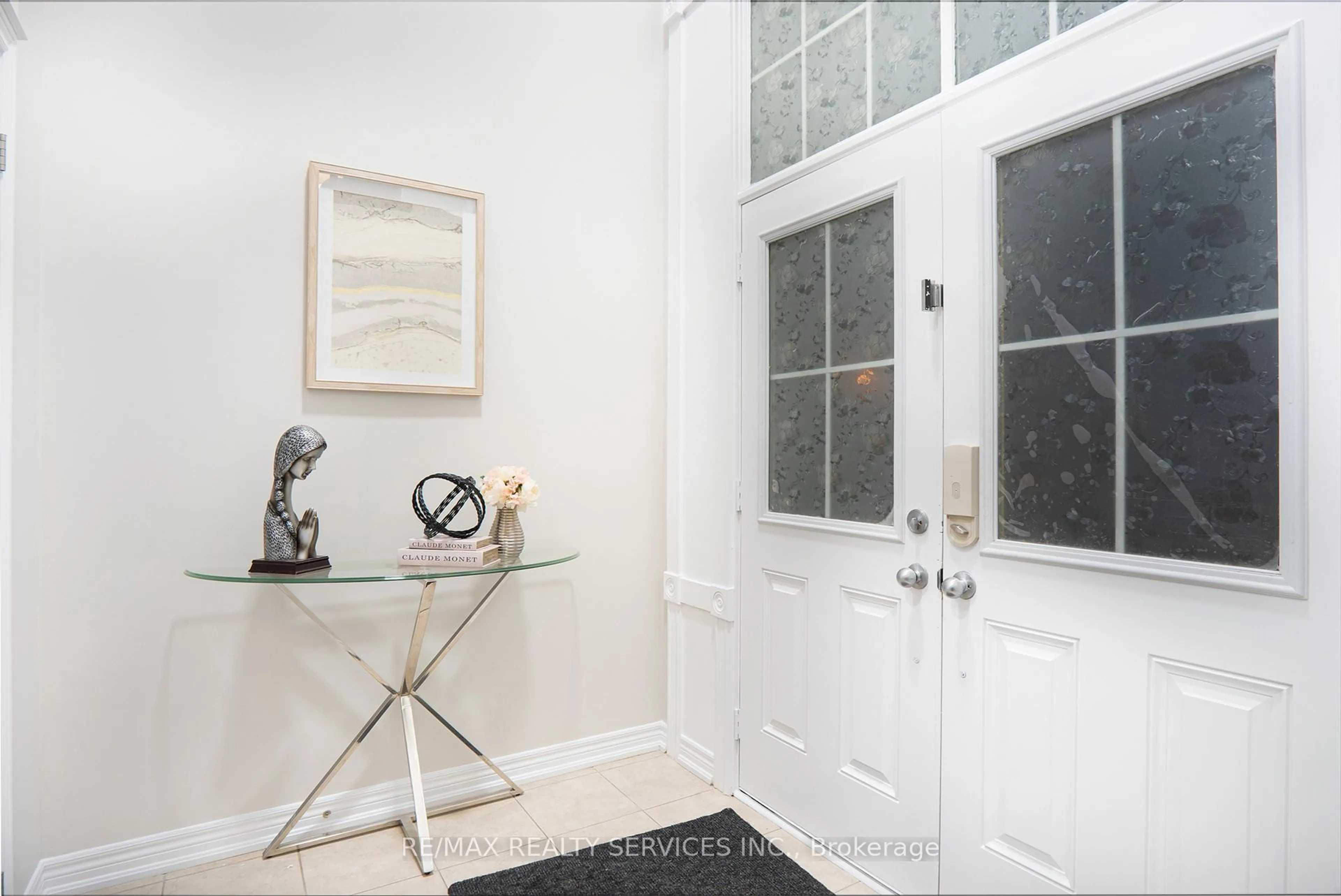 Indoor entryway for 3 Tokara Ave, Caledon Ontario L7C 3P3