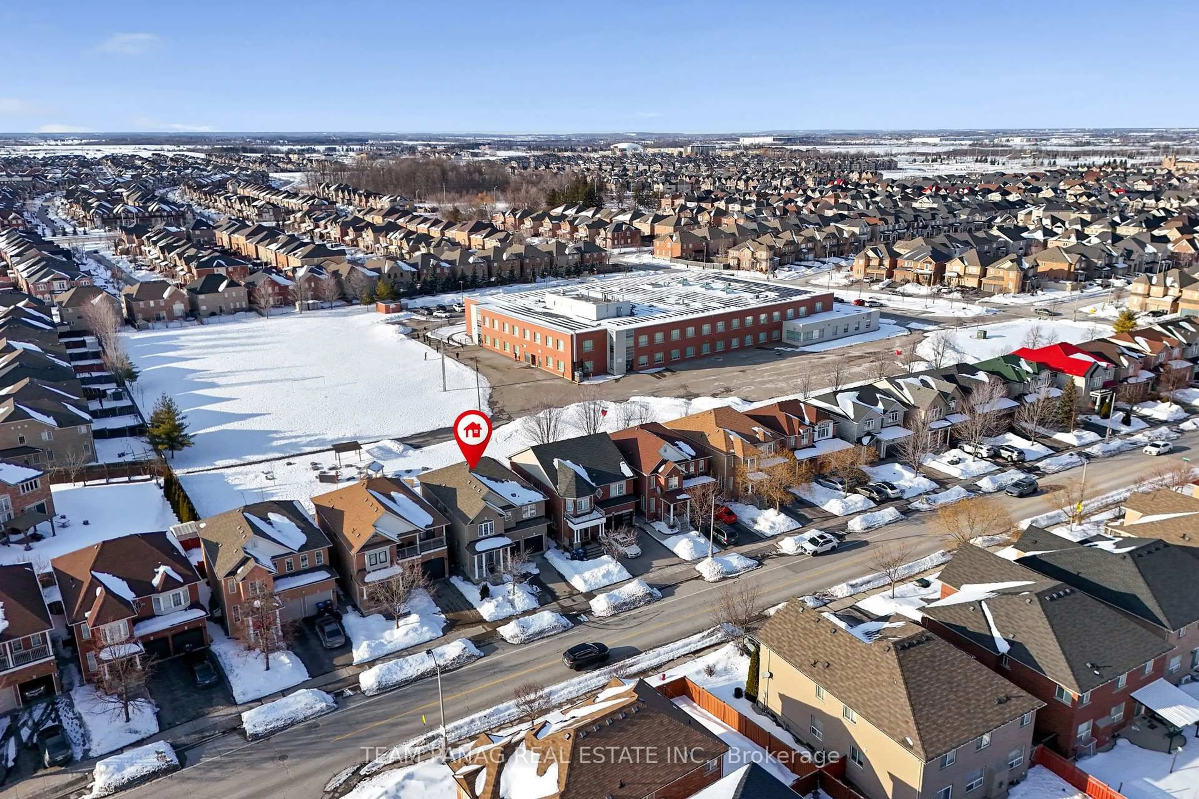 A pic from outside/outdoor area/front of a property/back of a property/a pic from drone, street for 470 Father Tobin Rd, Brampton Ontario L6R 0S6