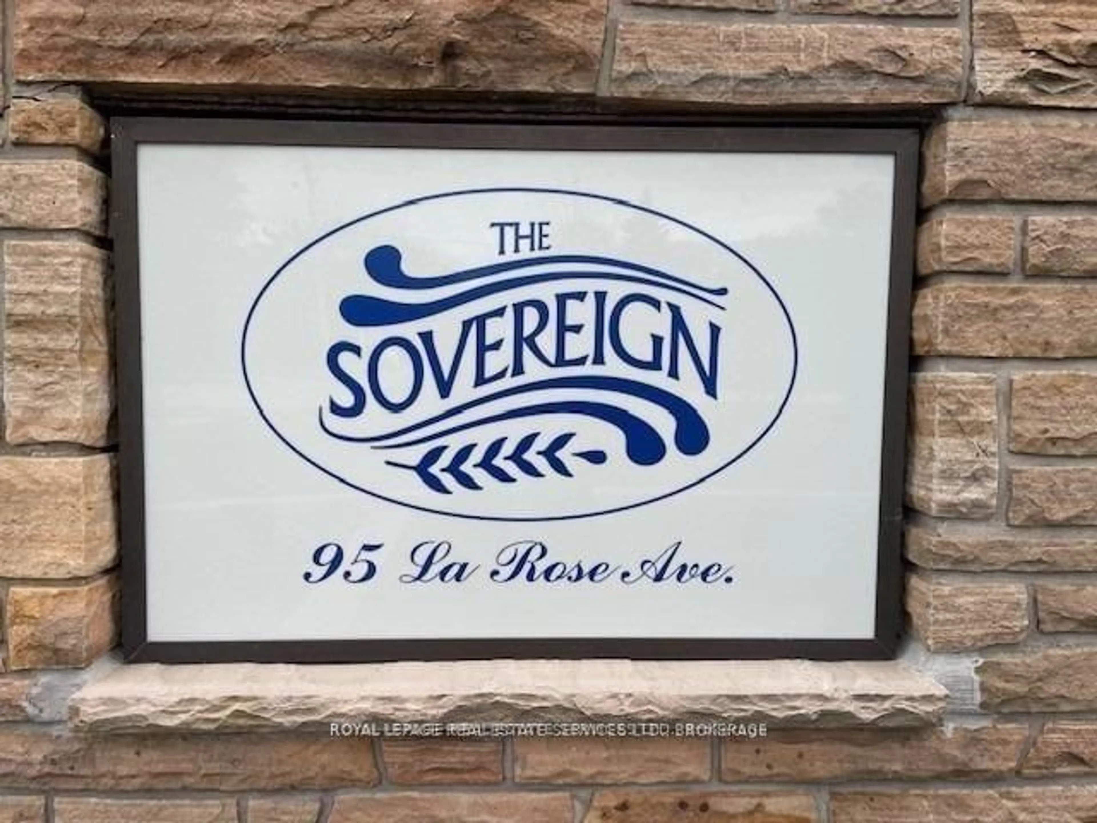 Lobby for 95 La Rose Ave #1008, Toronto Ontario M9P 3T2