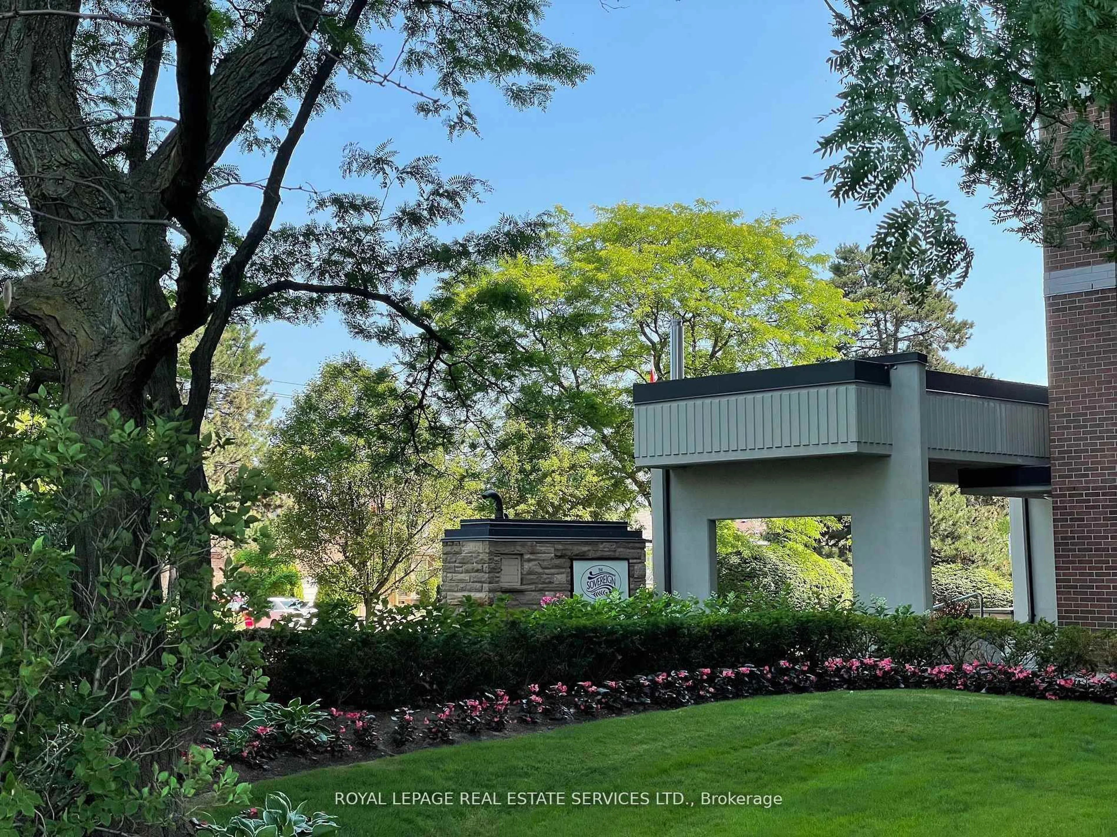 A pic from outside/outdoor area/front of a property/back of a property/a pic from drone, unknown for 95 La Rose Ave #1008, Toronto Ontario M9P 3T2