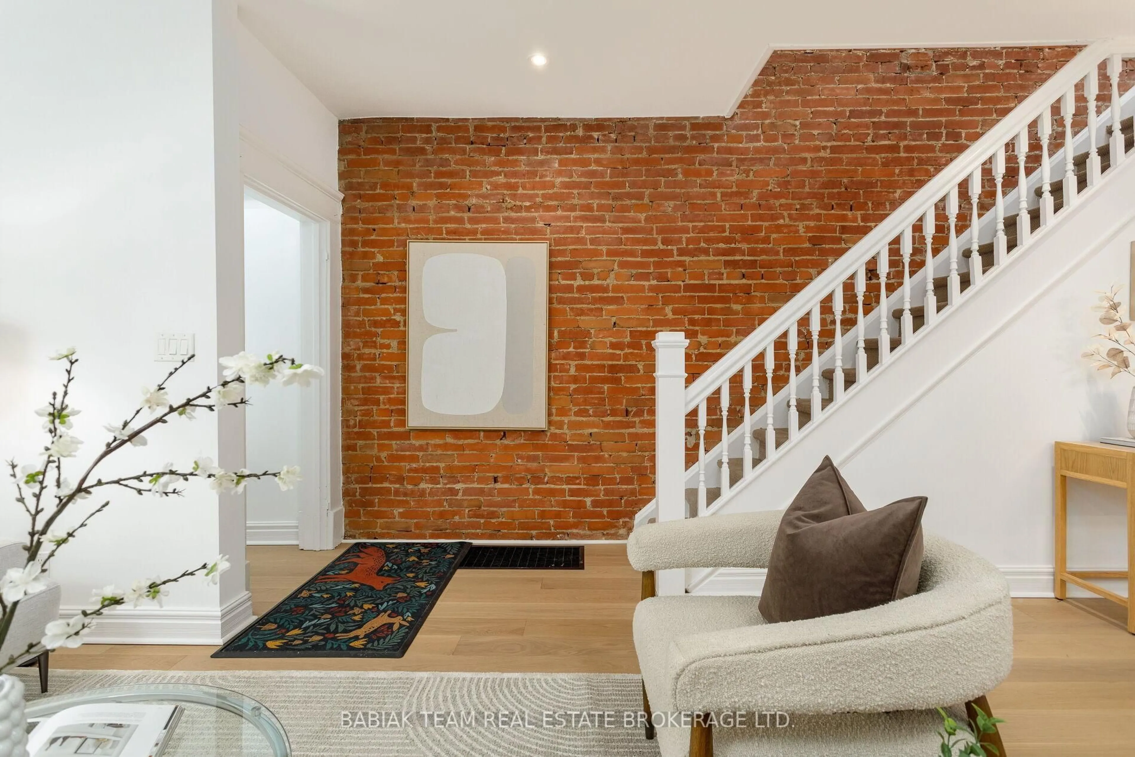 Unknown for 59 Parkway Ave, Toronto Ontario M6R 1T6