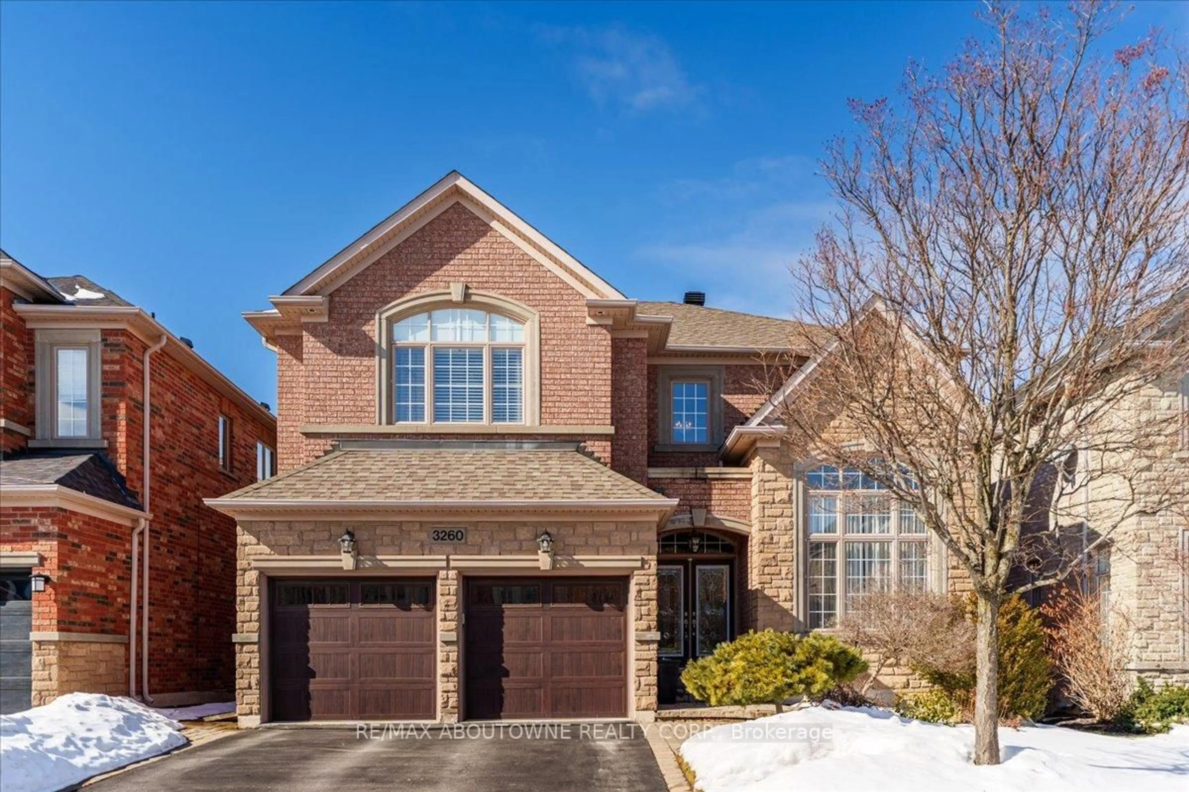 Home with brick exterior material, street for 3260 Ribble Cres, Oakville Ontario L6M 0B1
