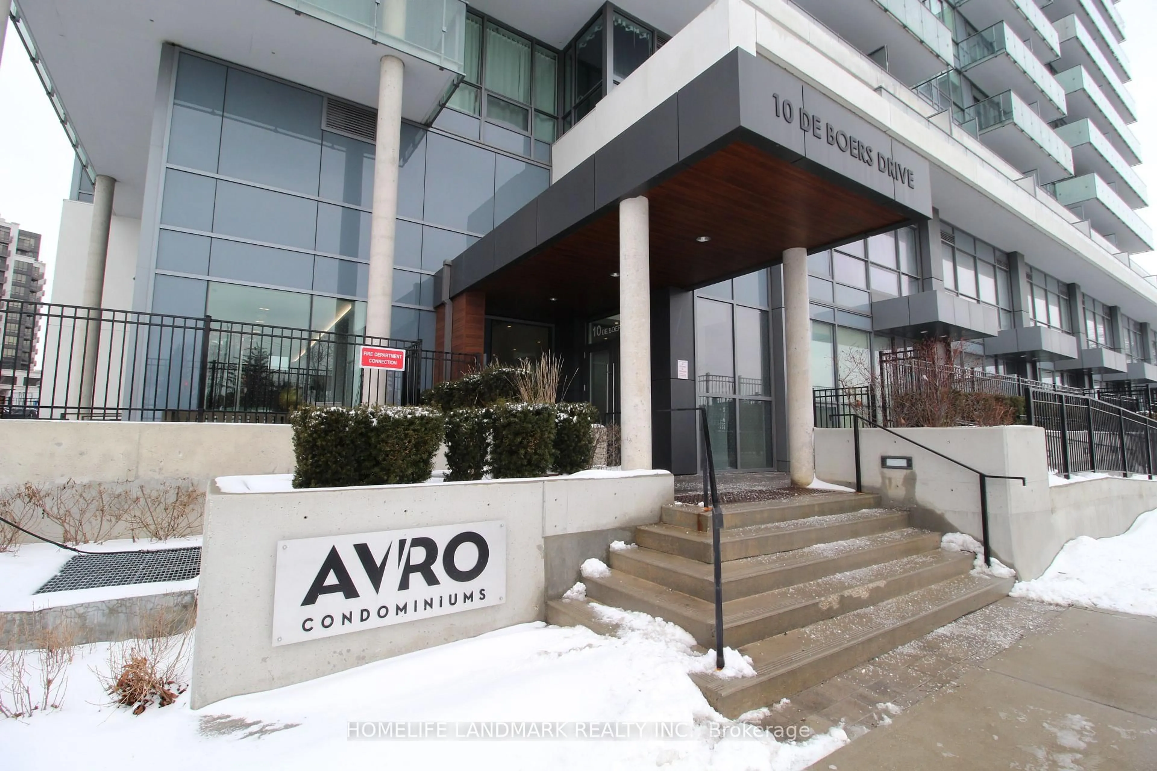 Indoor foyer for 10 De Boers Dr #310, Toronto Ontario M3J 0L6