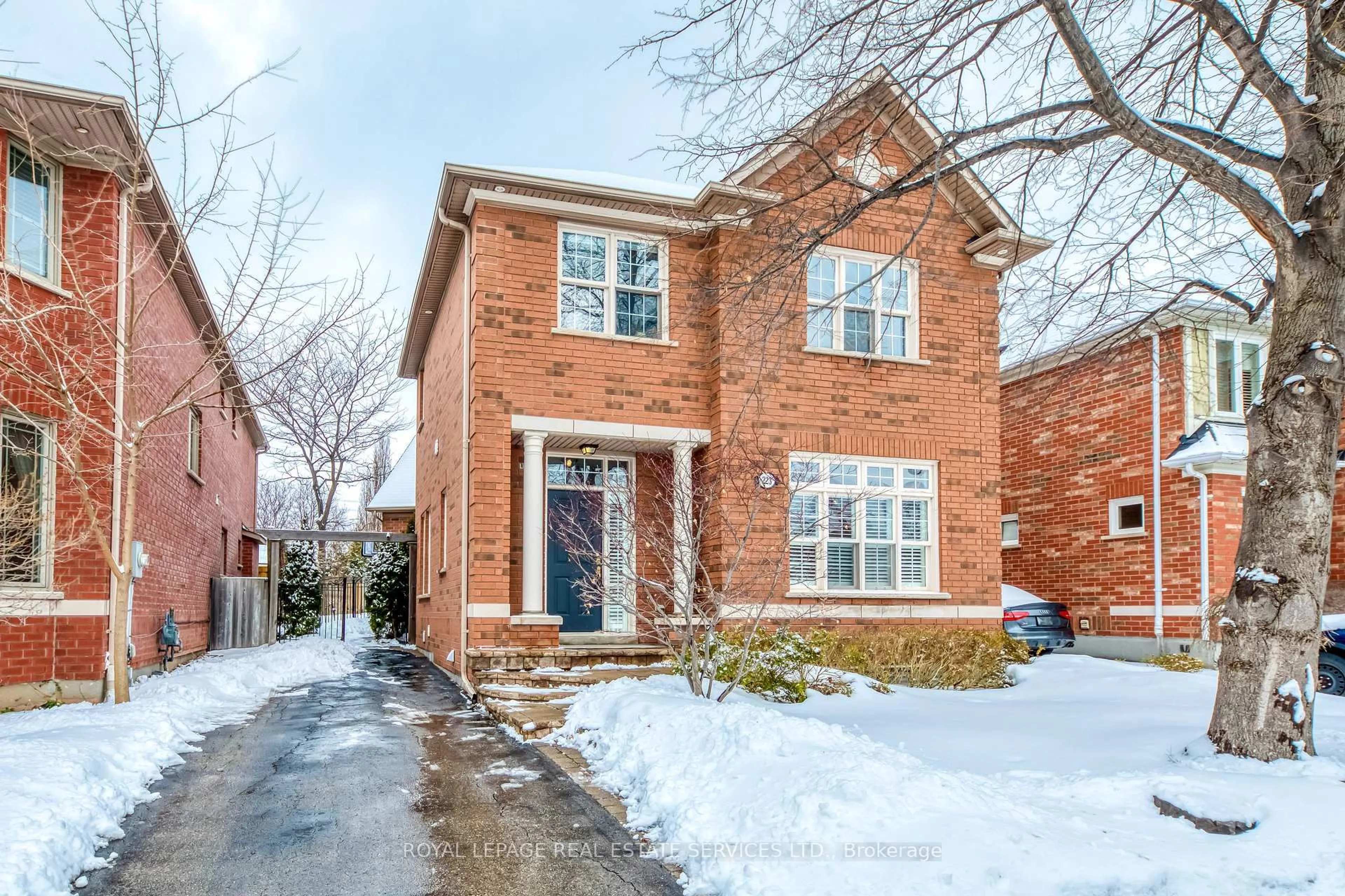 Home with brick exterior material, street for 223 Lexington Rd, Oakville Ontario L6H 6L5