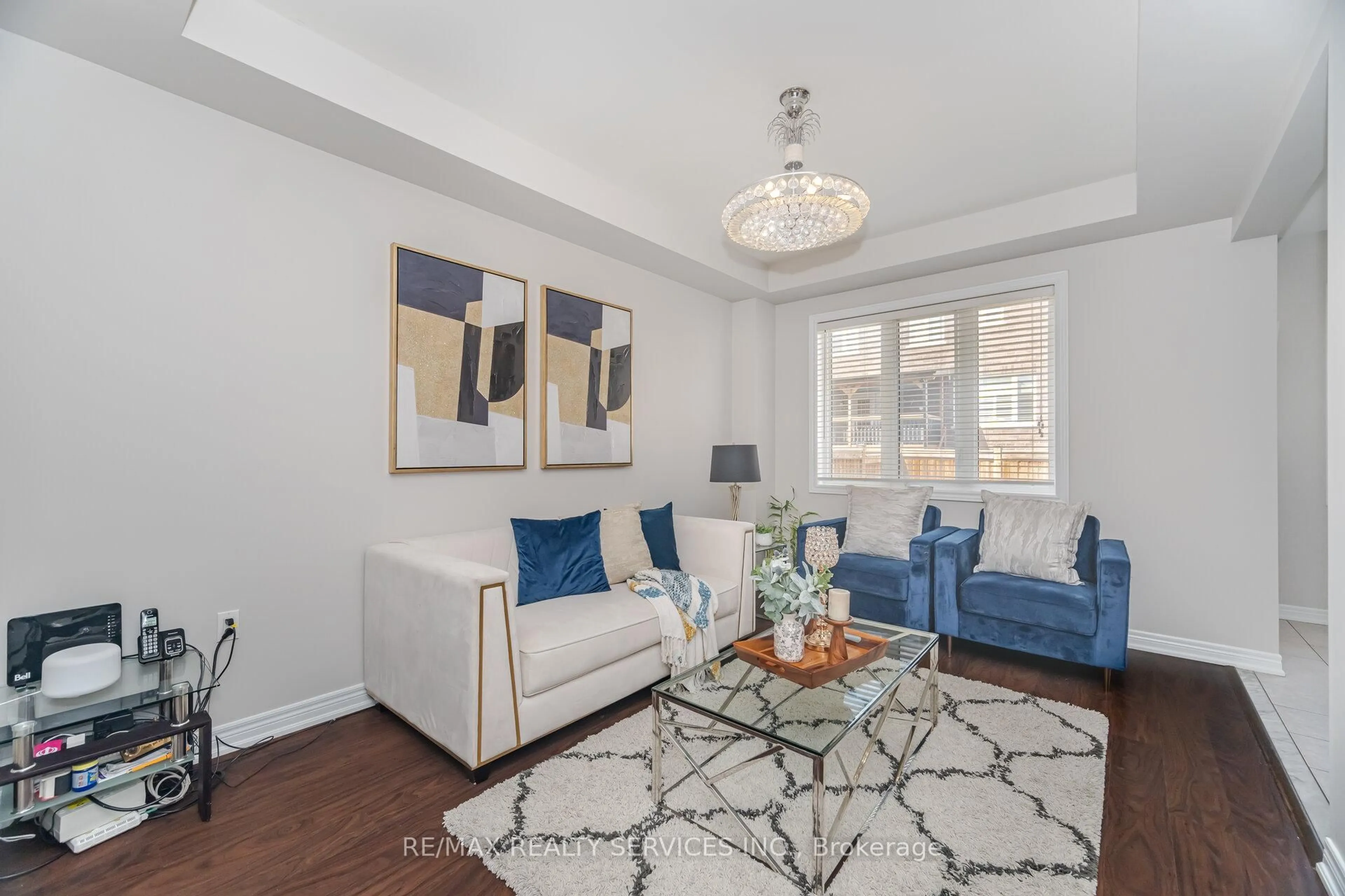 Living room with furniture, unknown for 20 Blackberry Valley Cres, Caledon Ontario L7C 3Z9