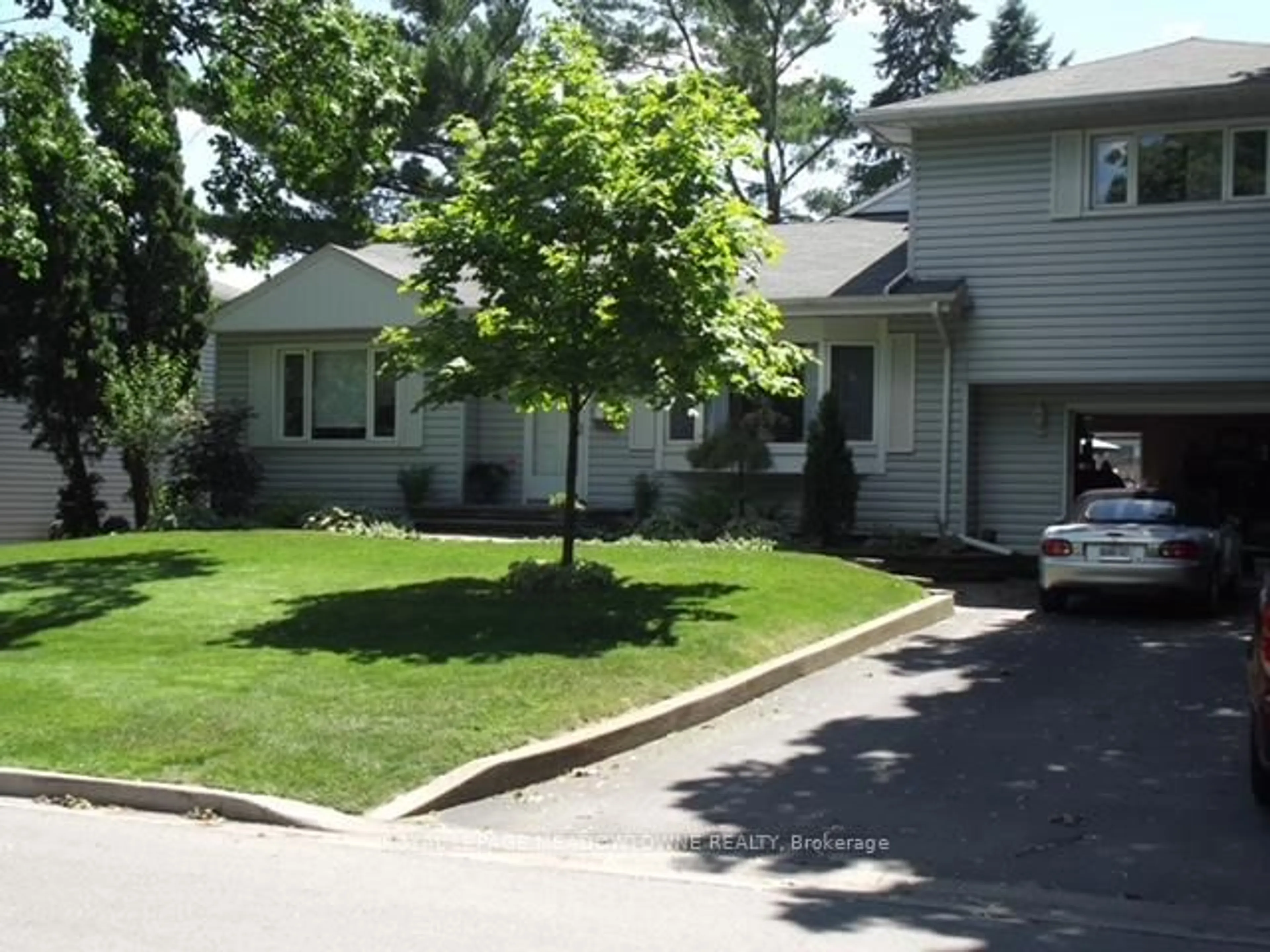 Unknown for 394 Wilson Ave, Burlington Ontario L7L 2M9