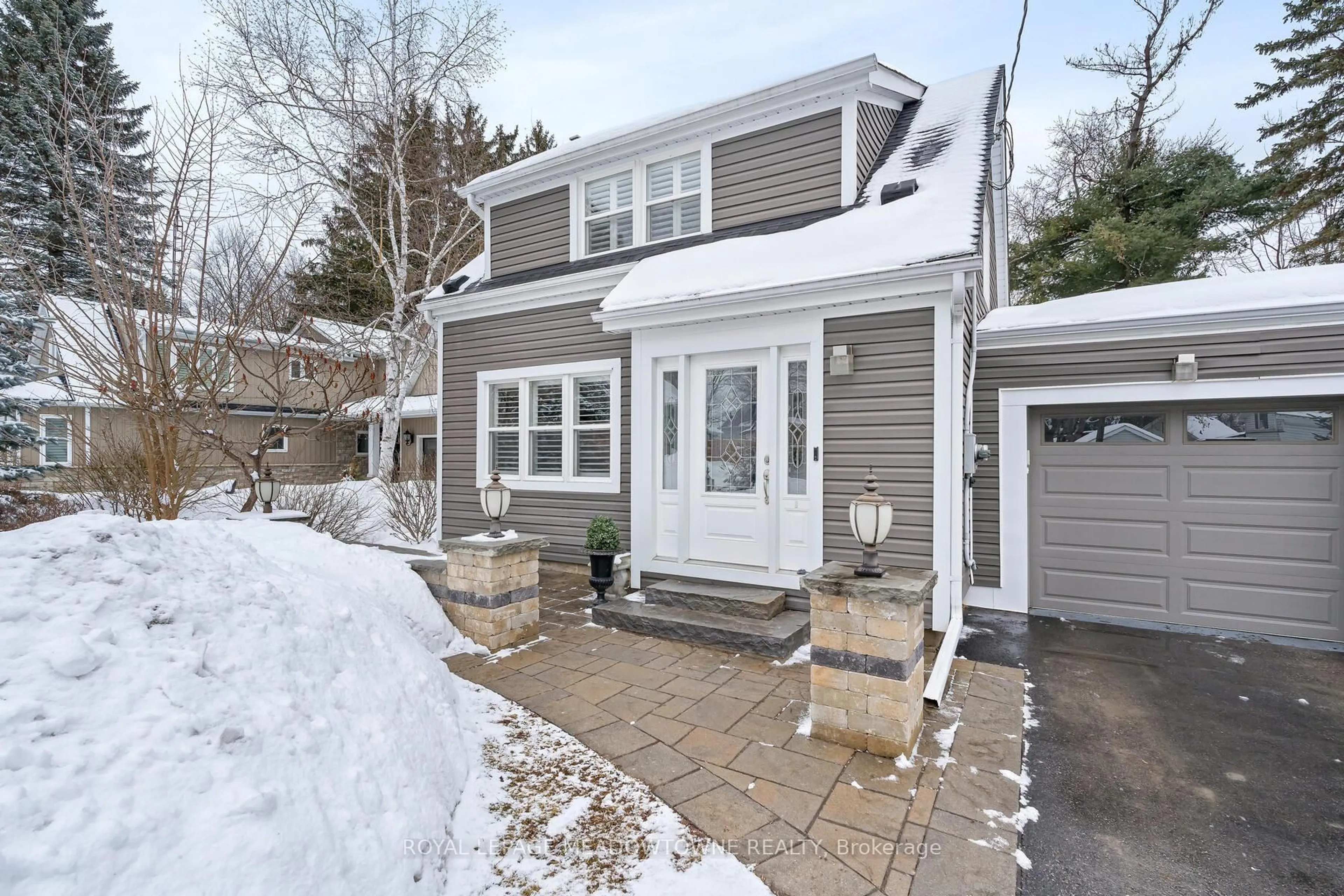 Unknown for 19 Union St, Halton Hills Ontario L7G 3M1