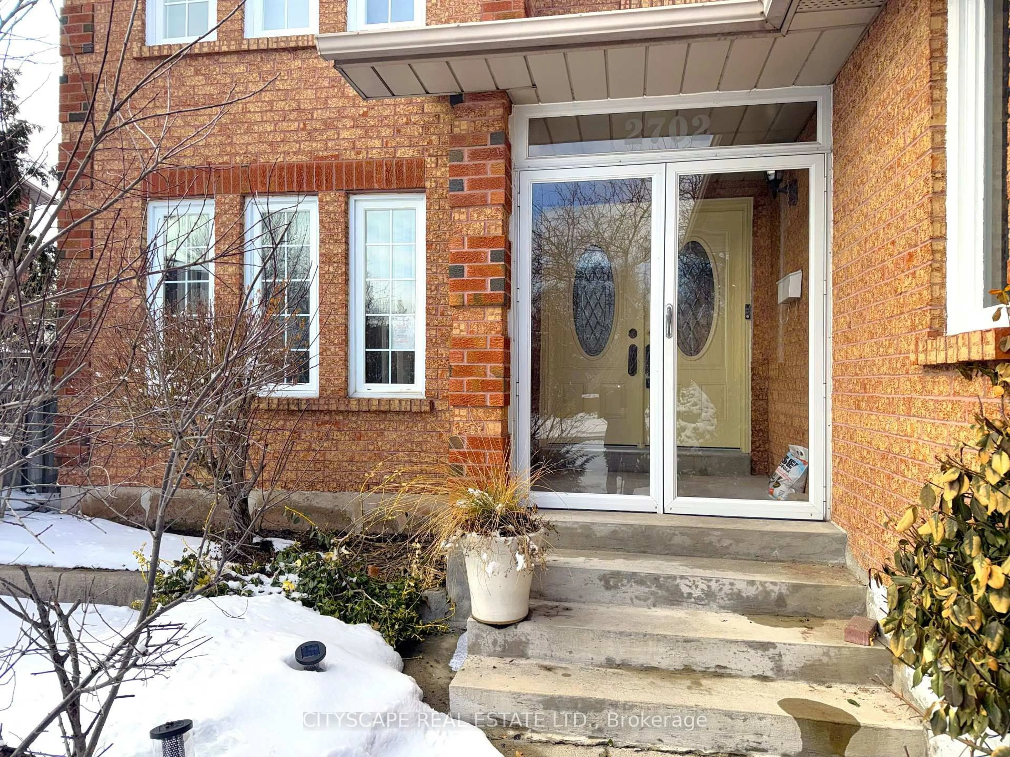 Unknown for 2702 Hardy Cres, Oakville Ontario L6J 7B9