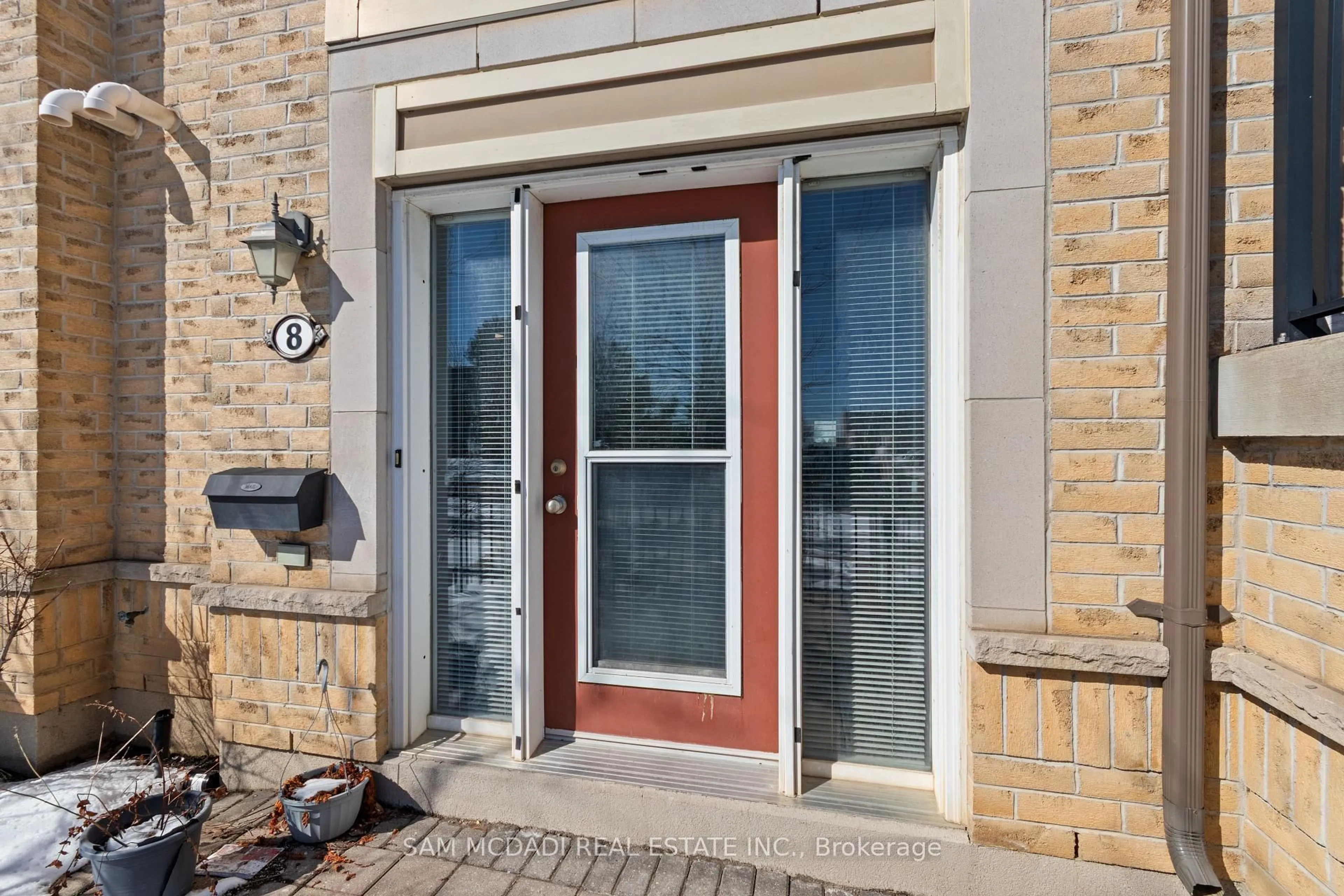 Indoor entryway for 2895 Hazelton Pl #8, Mississauga Ontario L5M 0S3