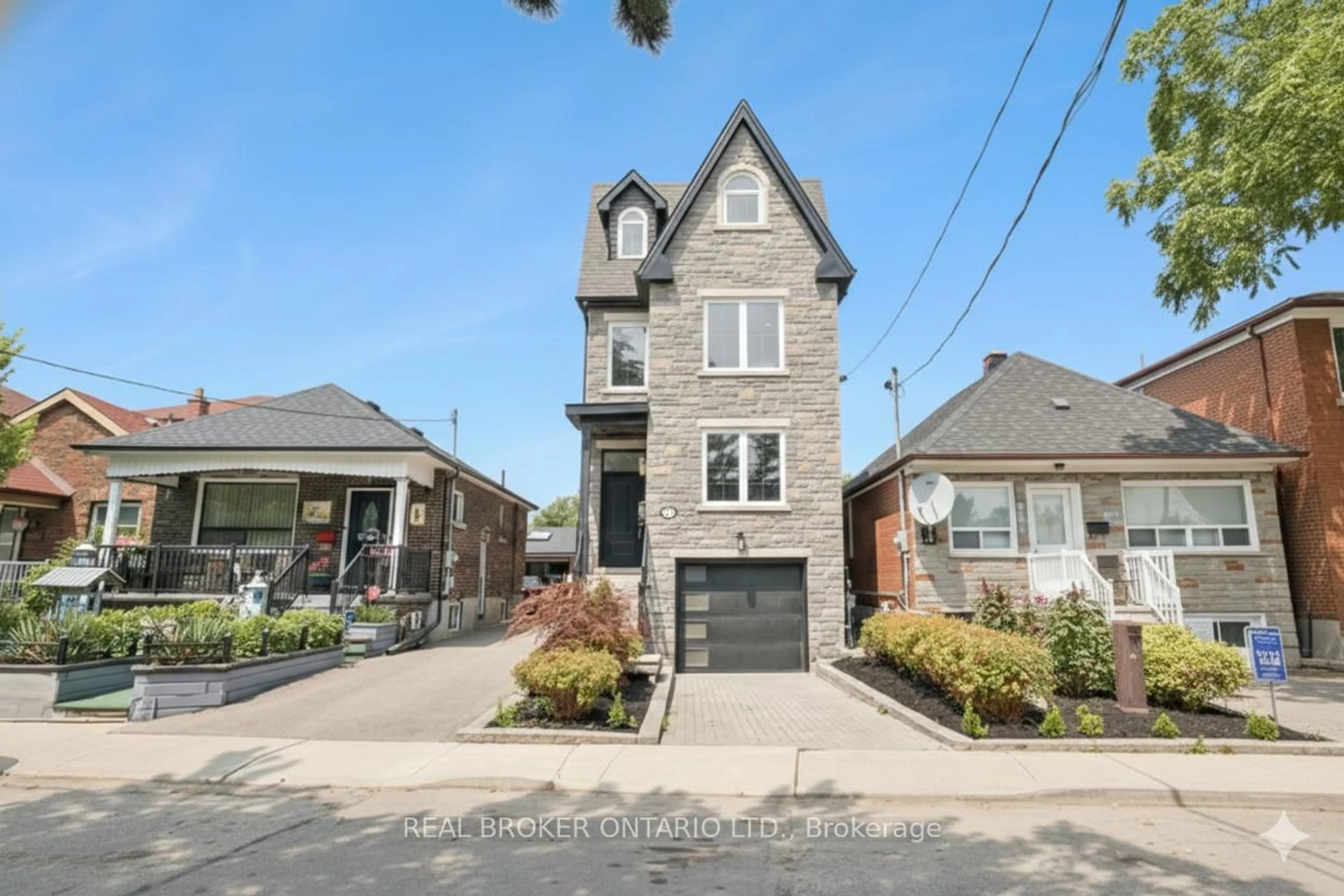 Home with brick exterior material, street for 108 Hatherley Rd, Toronto Ontario M6E 1W2