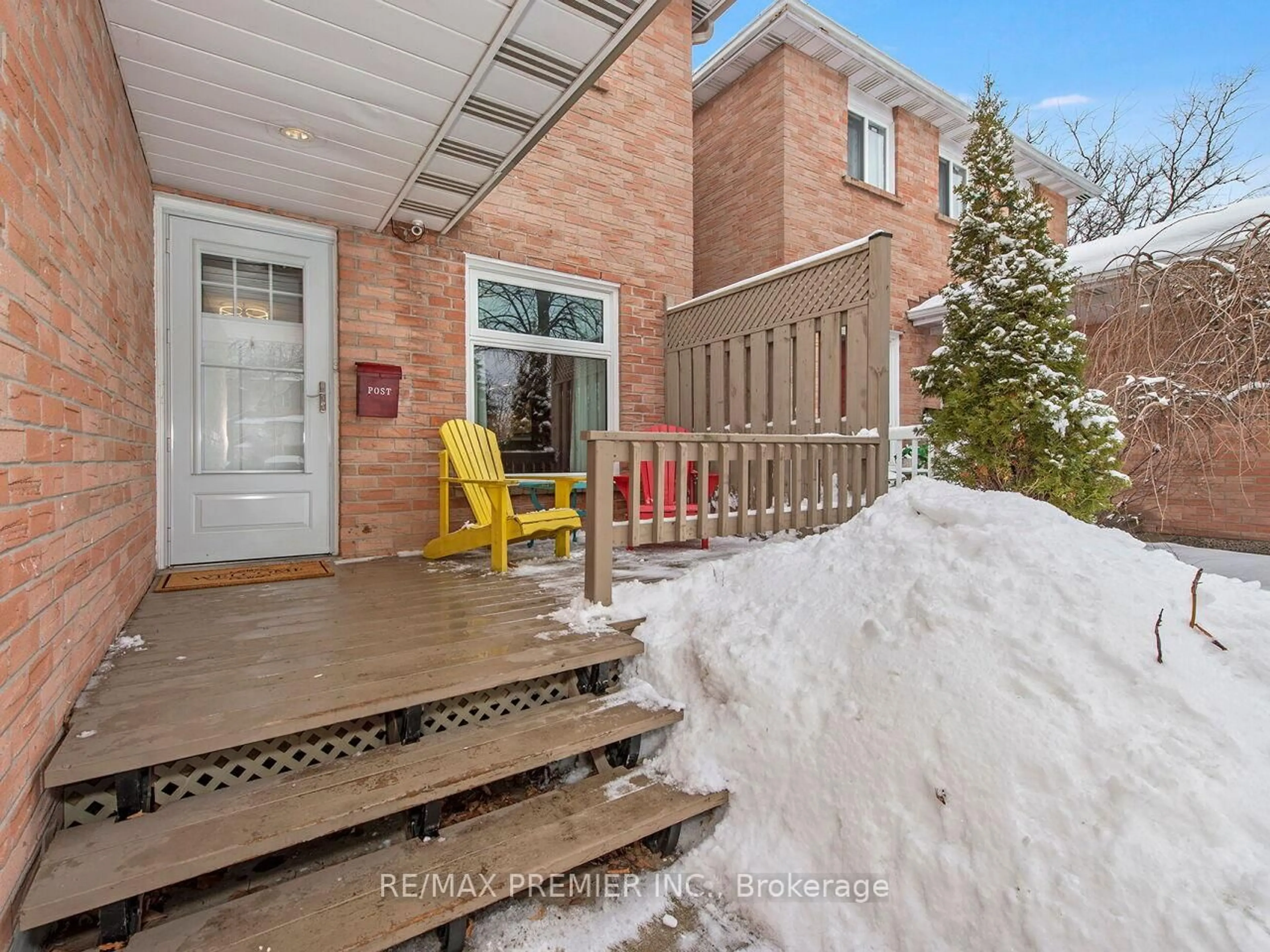 Unknown for 122 Rushmore Cres, Brampton Ontario L6Z 1R2