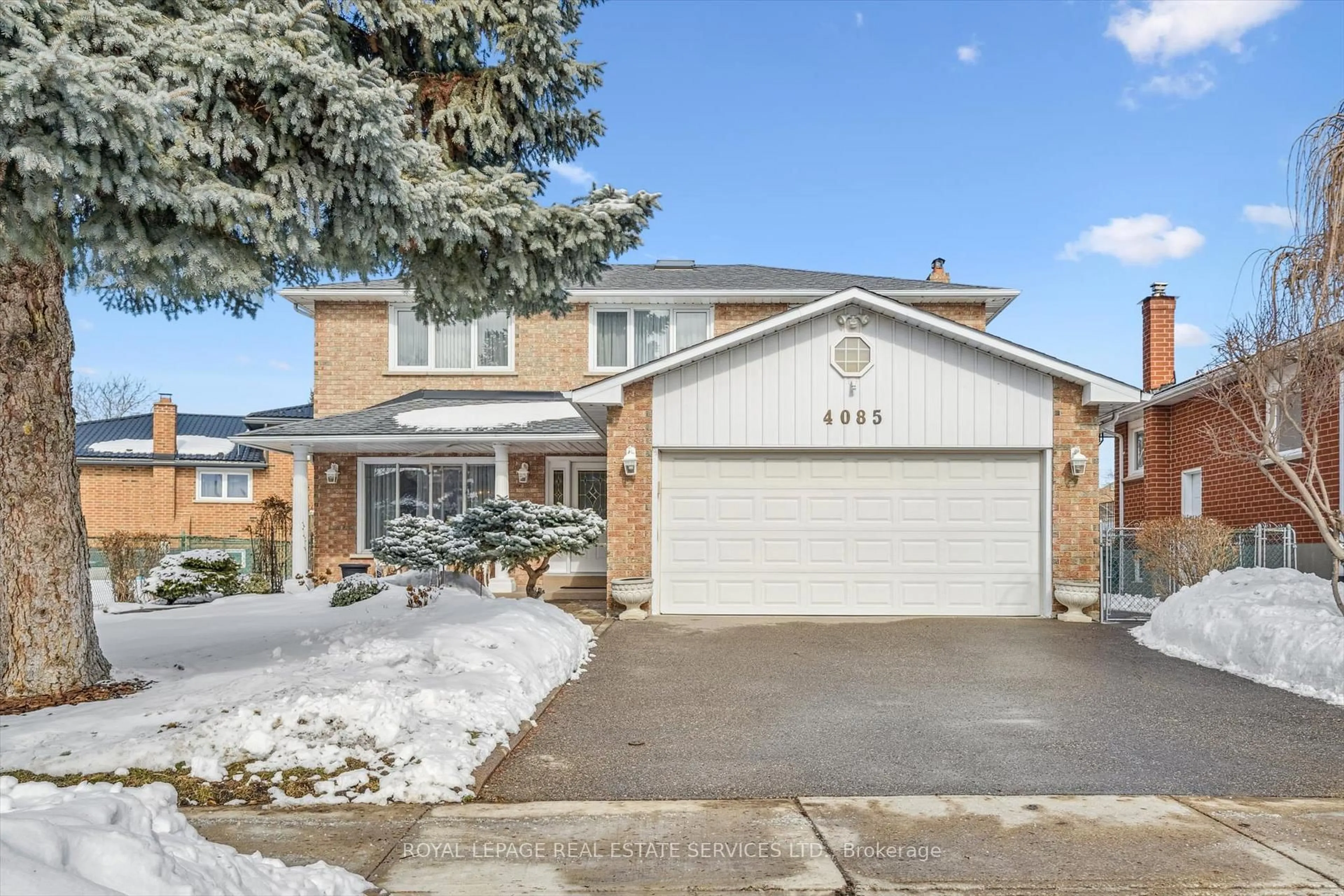 Home with brick exterior material, street for 4085 Twine Cres, Mississauga Ontario L4Z 1E8