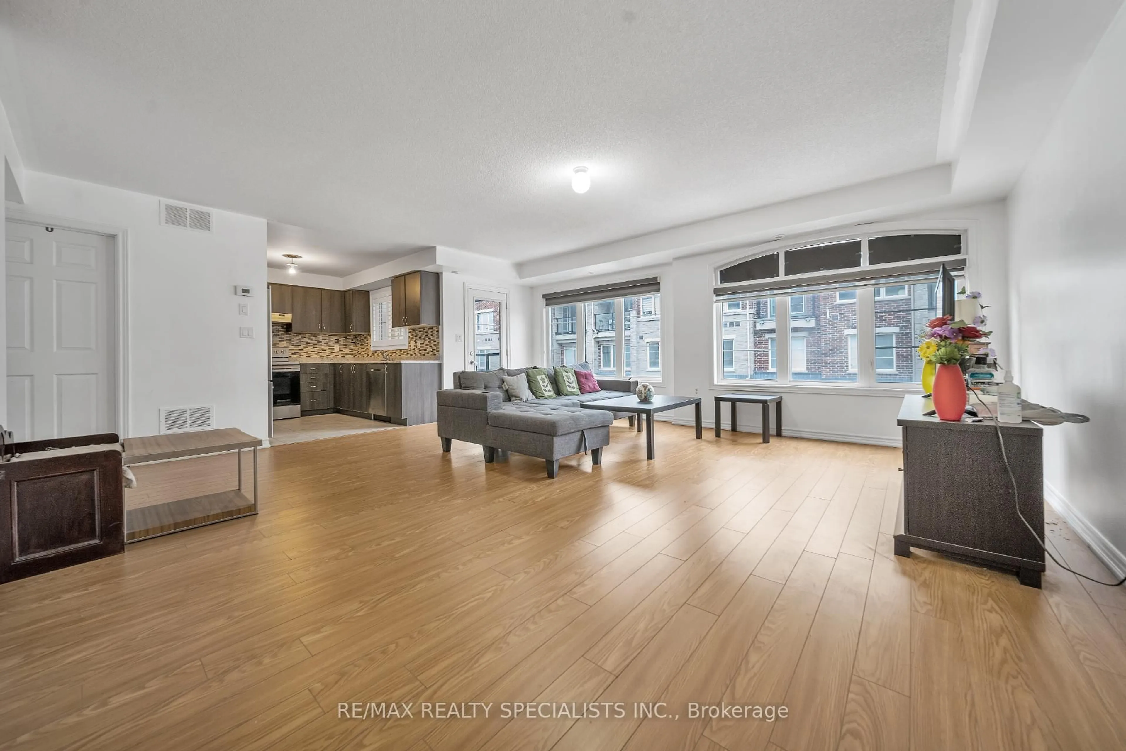 Unknown for 200 Veterans Dr #61, Brampton Ontario L7A 4S6