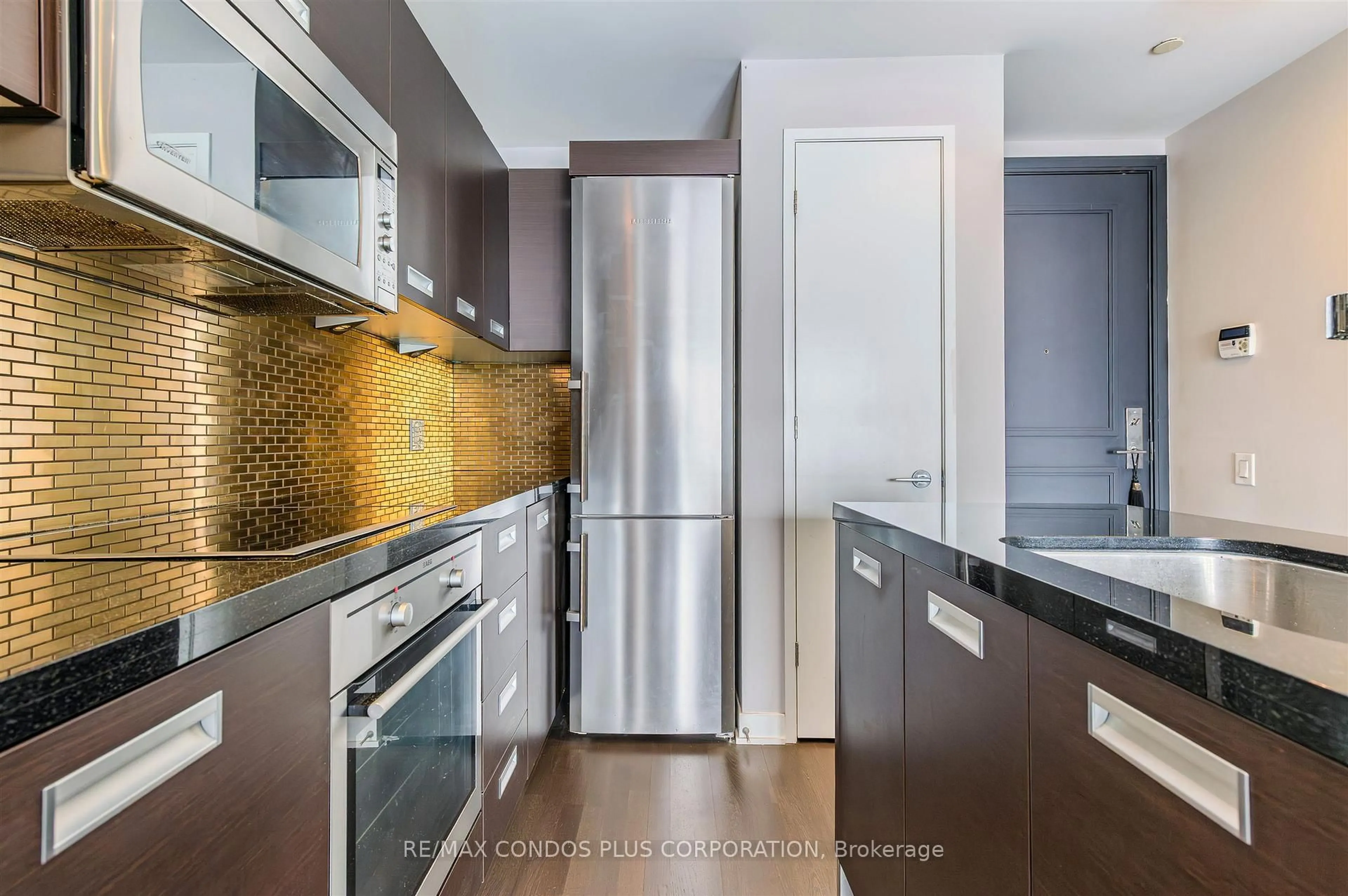 Unknown for 88 Park Lawn Rd #2502, Toronto Ontario M8Y 0B5