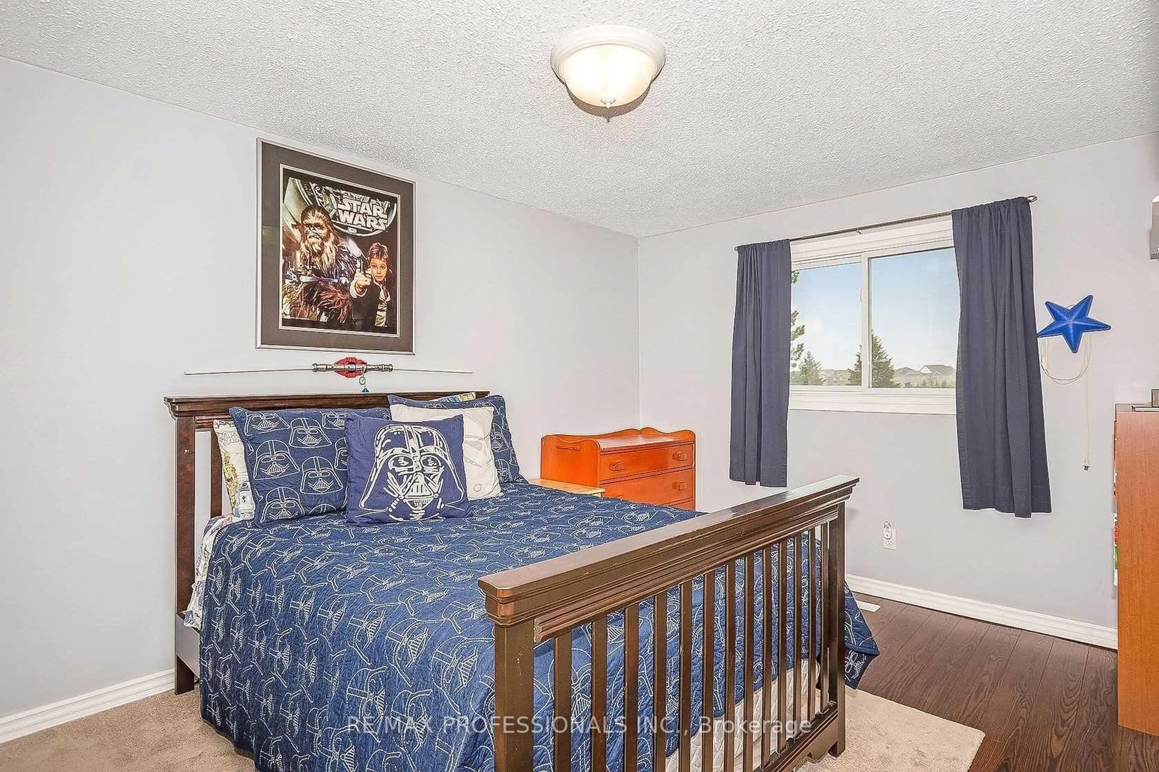 Bedroom with bed, unknown for 180 Royal Salisbury Way, Brampton Ontario L6V 3J9