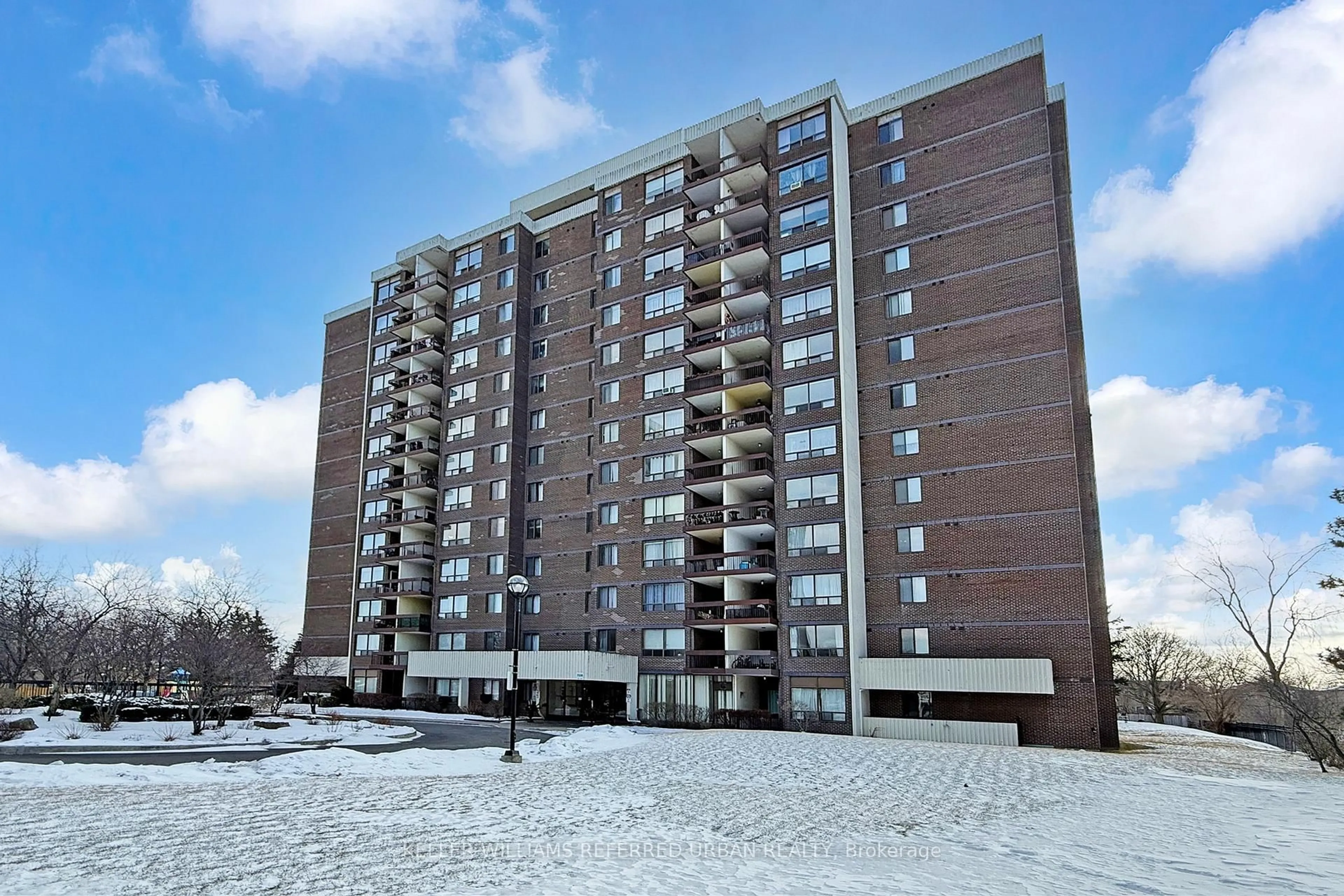 Unknown for 2556 Argyle Rd #202, Mississauga Ontario L5B 2H5