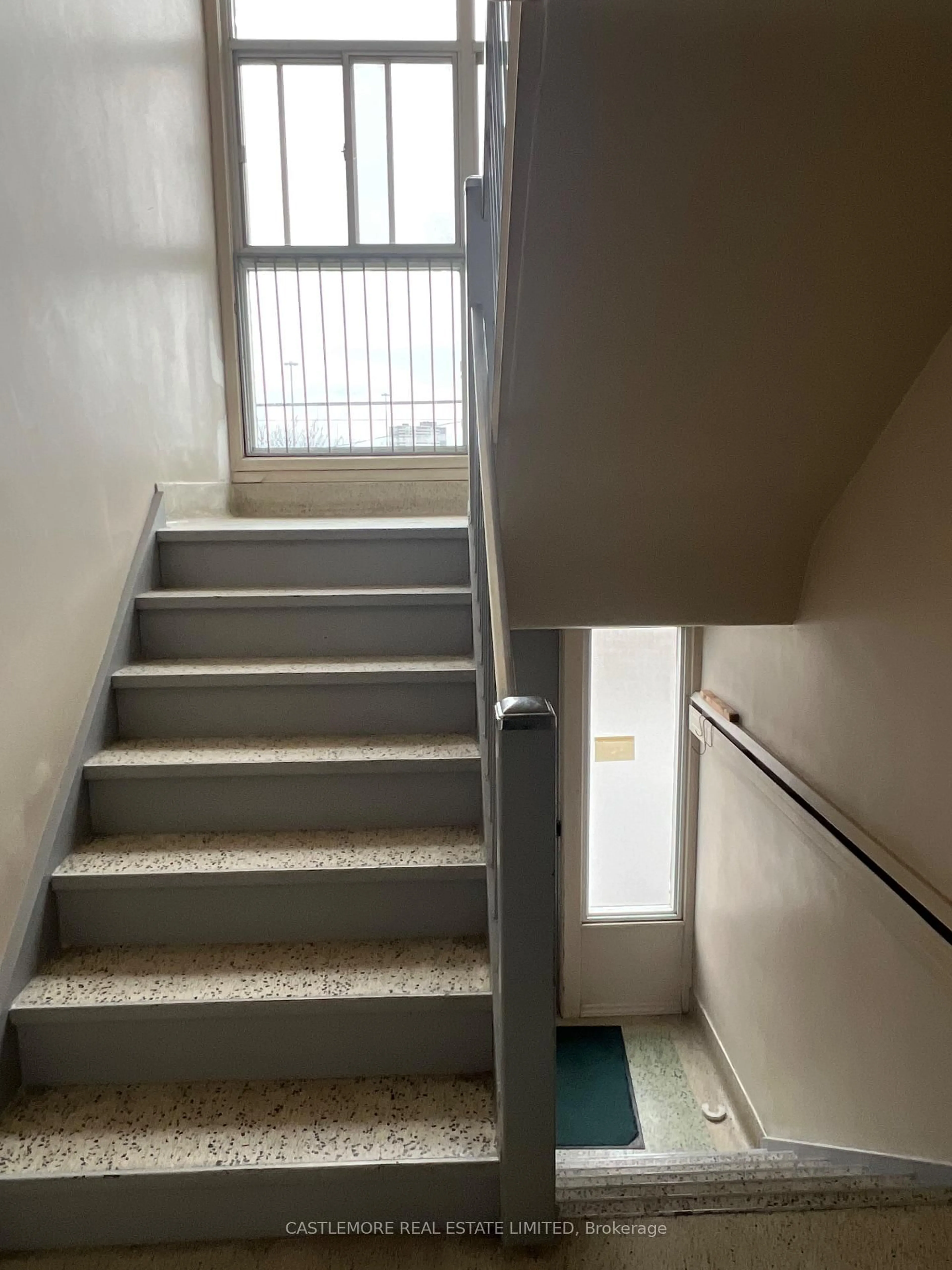 Stairs for 9 Allenby Ave, Toronto Ontario M9W 1S5