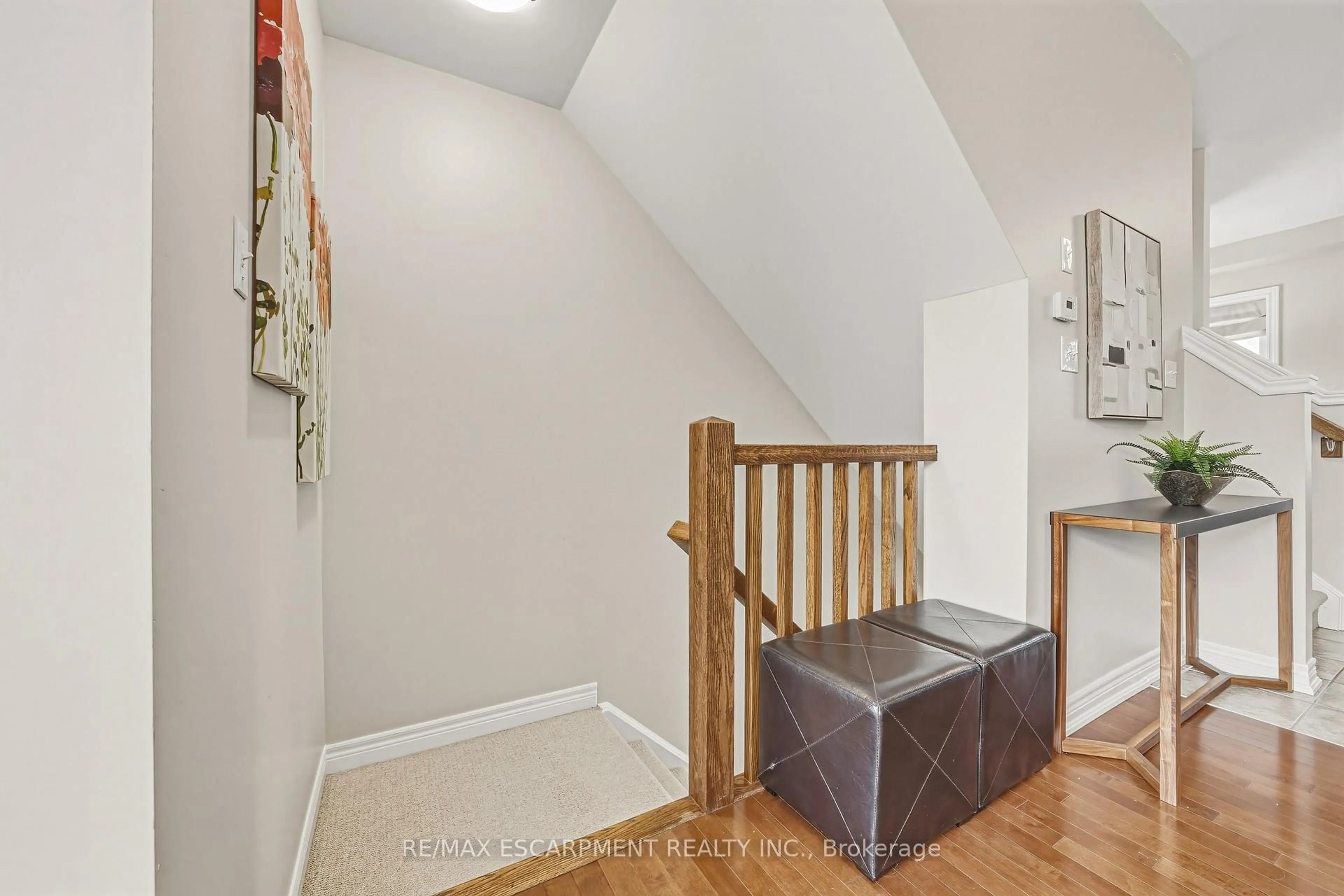 Unknown for 4165 Upper Middle Rd ##8, Burlington Ontario L7M 0V4