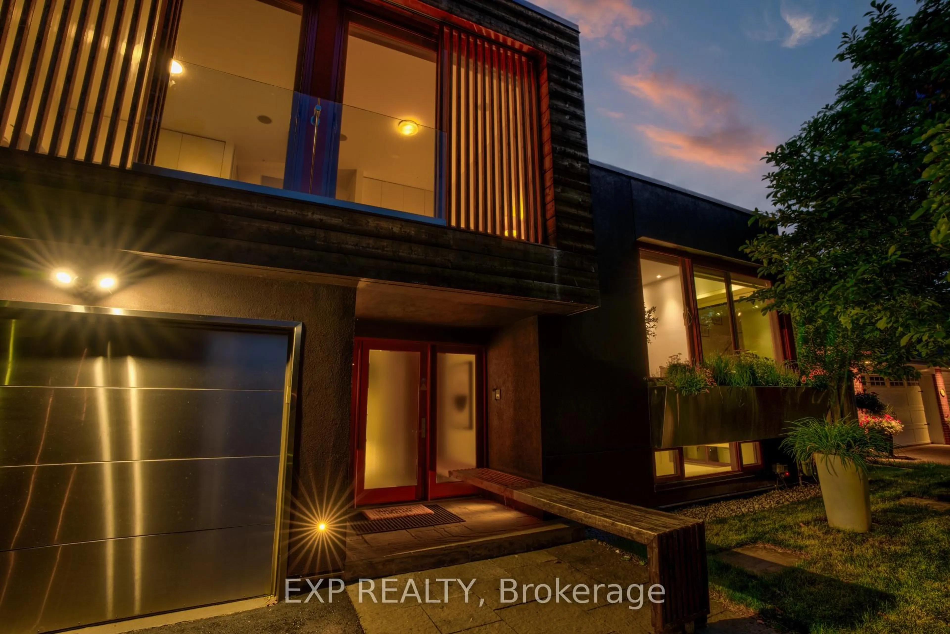 Unknown for 26 Richmond Dr, Brampton Ontario L6W 2E9