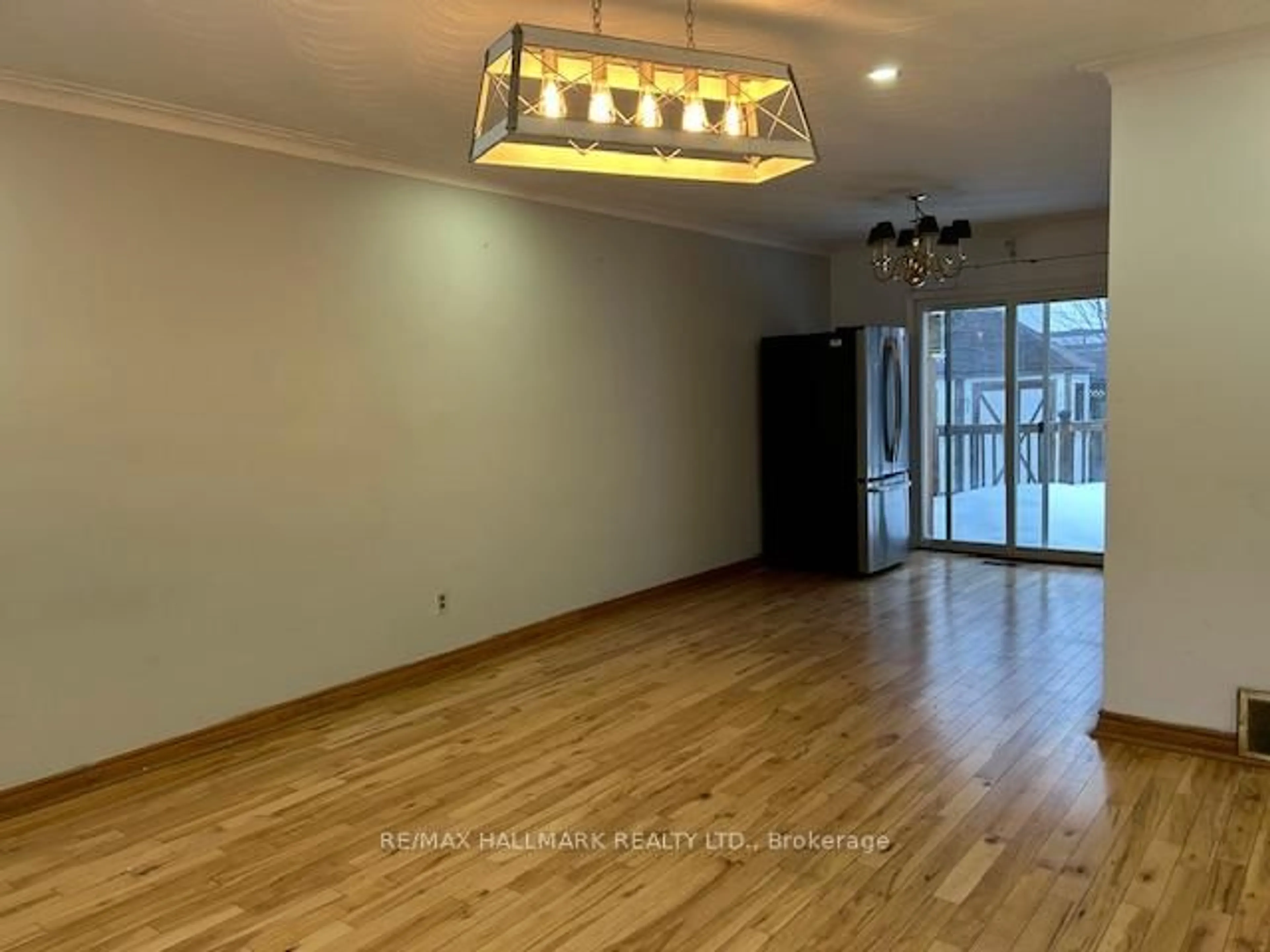 A pic of a room for 22 Kimbark Dr, Brampton Ontario L6X 2A1