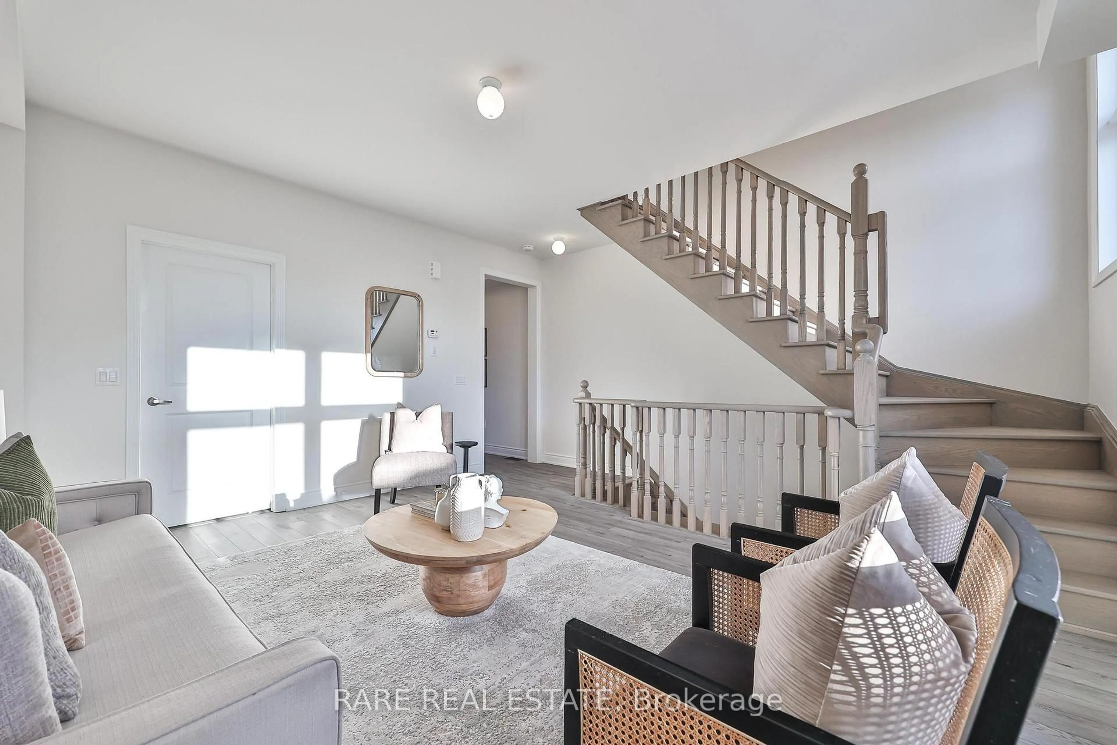 Unknown for 6 Tarmola Park Crt, Toronto Ontario M9L 0A6