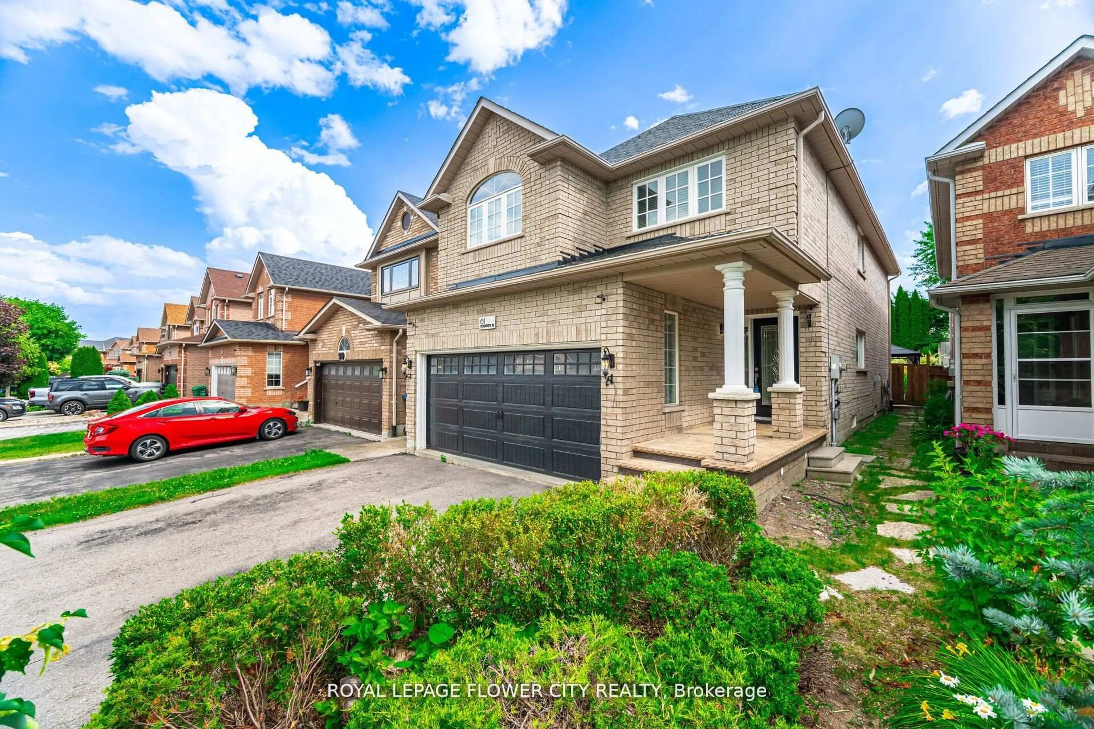 Home with brick exterior material, street for 61 Headwater Rd, Caledon Ontario L7E 2W4