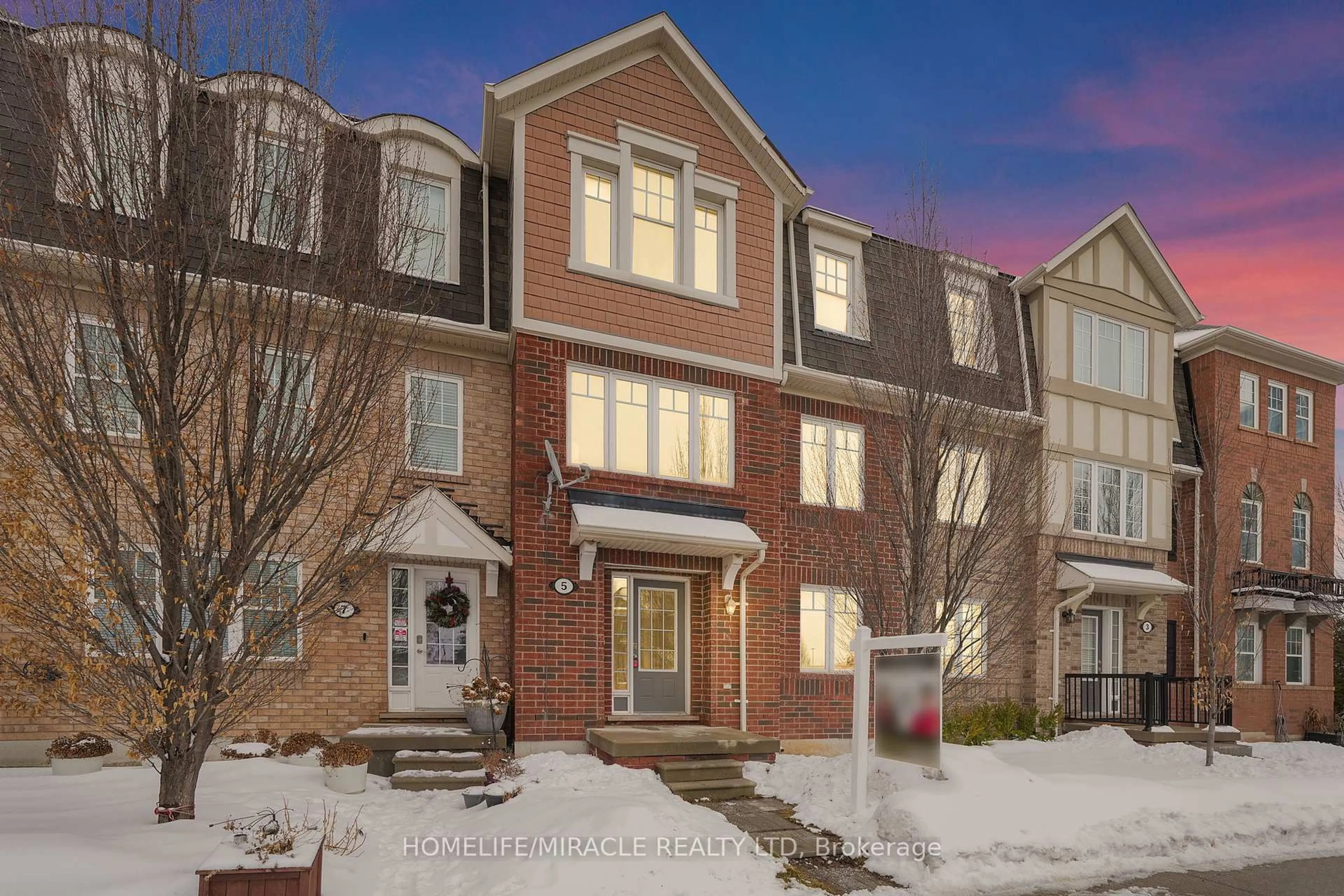 Unknown for 5 Bleasdale Ave, Brampton Ontario L7A 0R4