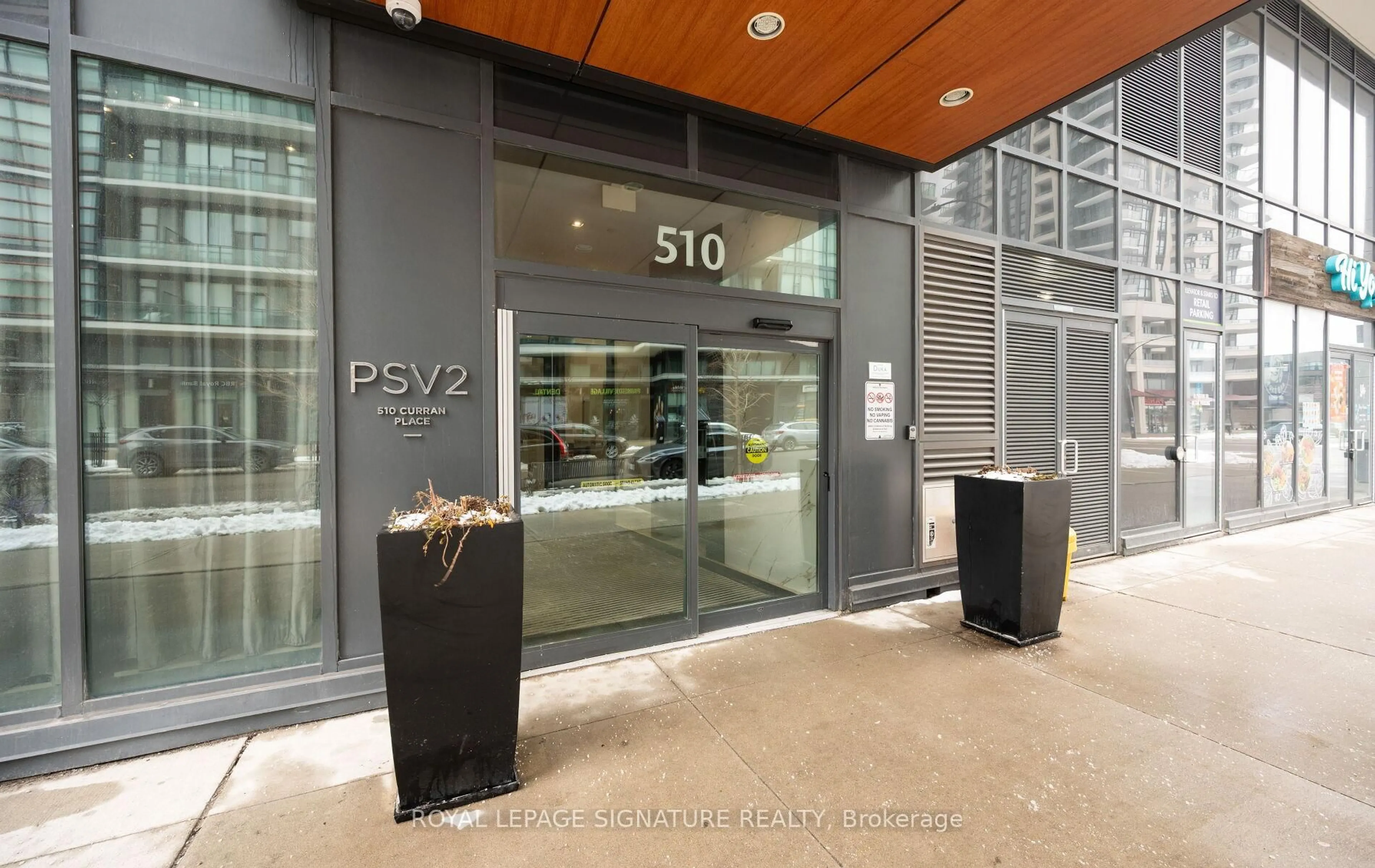 Indoor foyer for 510 Curran Pl #3008, Mississauga Ontario L5B 0G4
