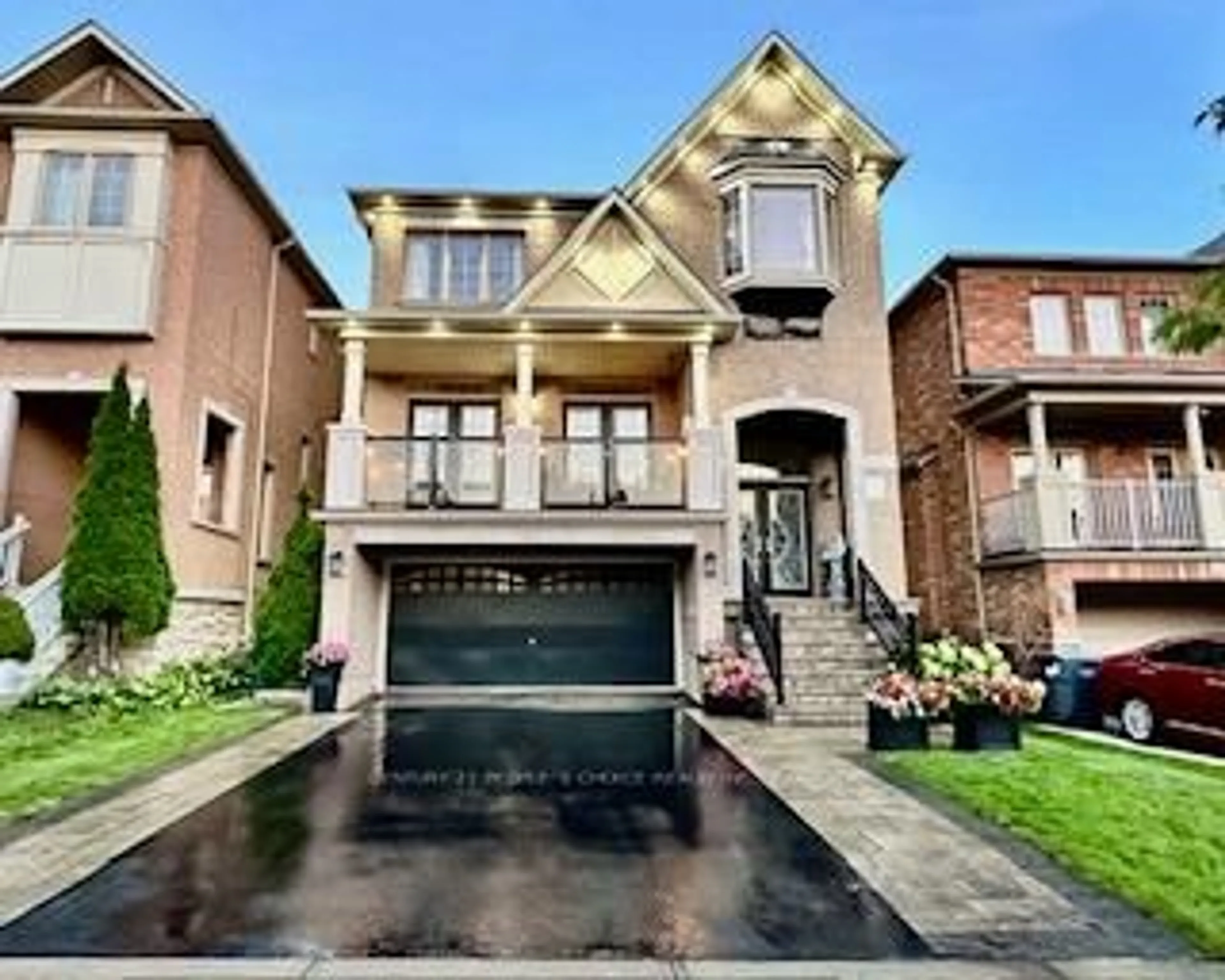 Home with brick exterior material, street for 29 Young Dr, Brampton Ontario L6Y 0P4
