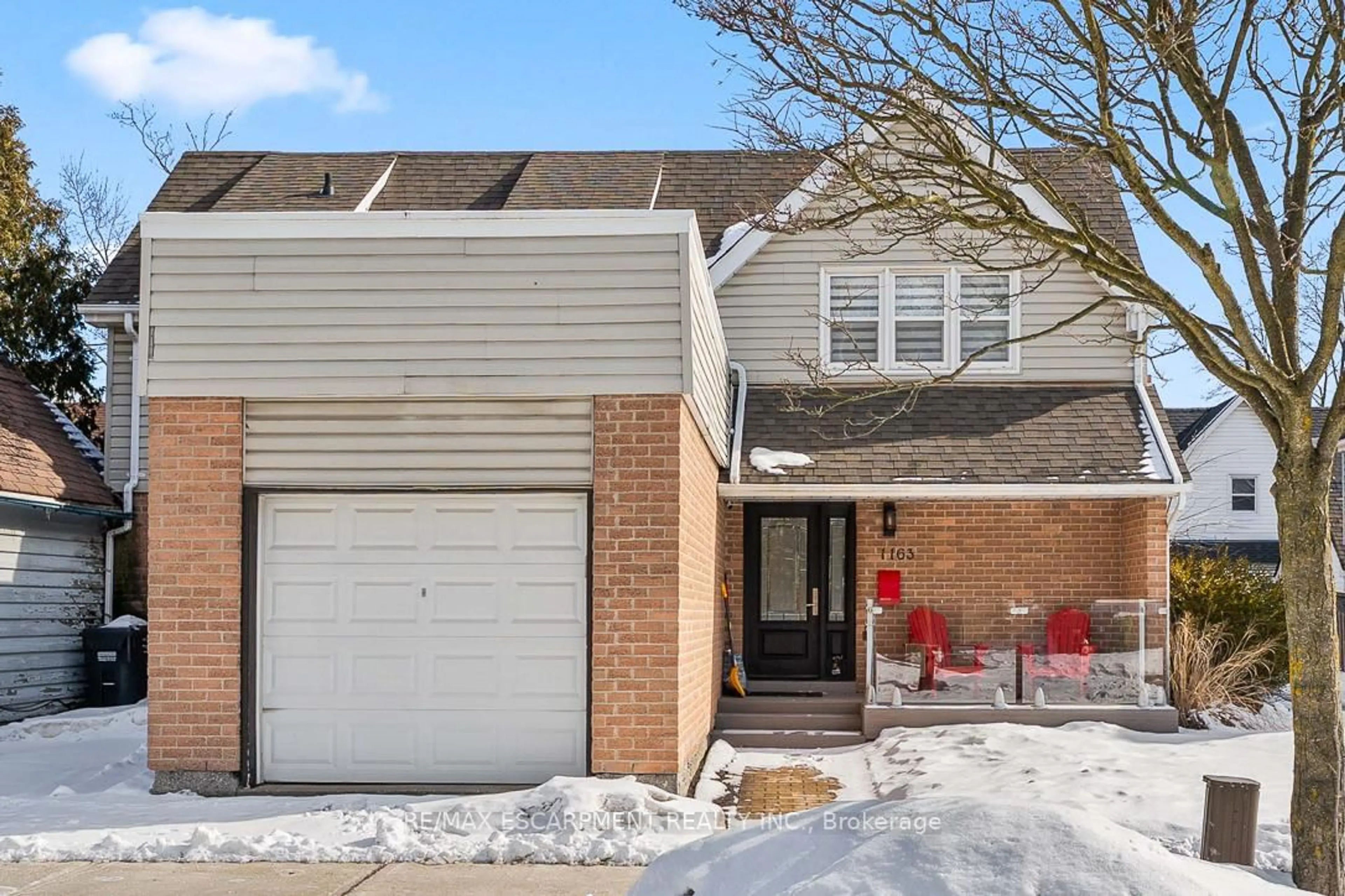 Home with brick exterior material, street for 1163 Kos Blvd, Mississauga Ontario L5J 4L3