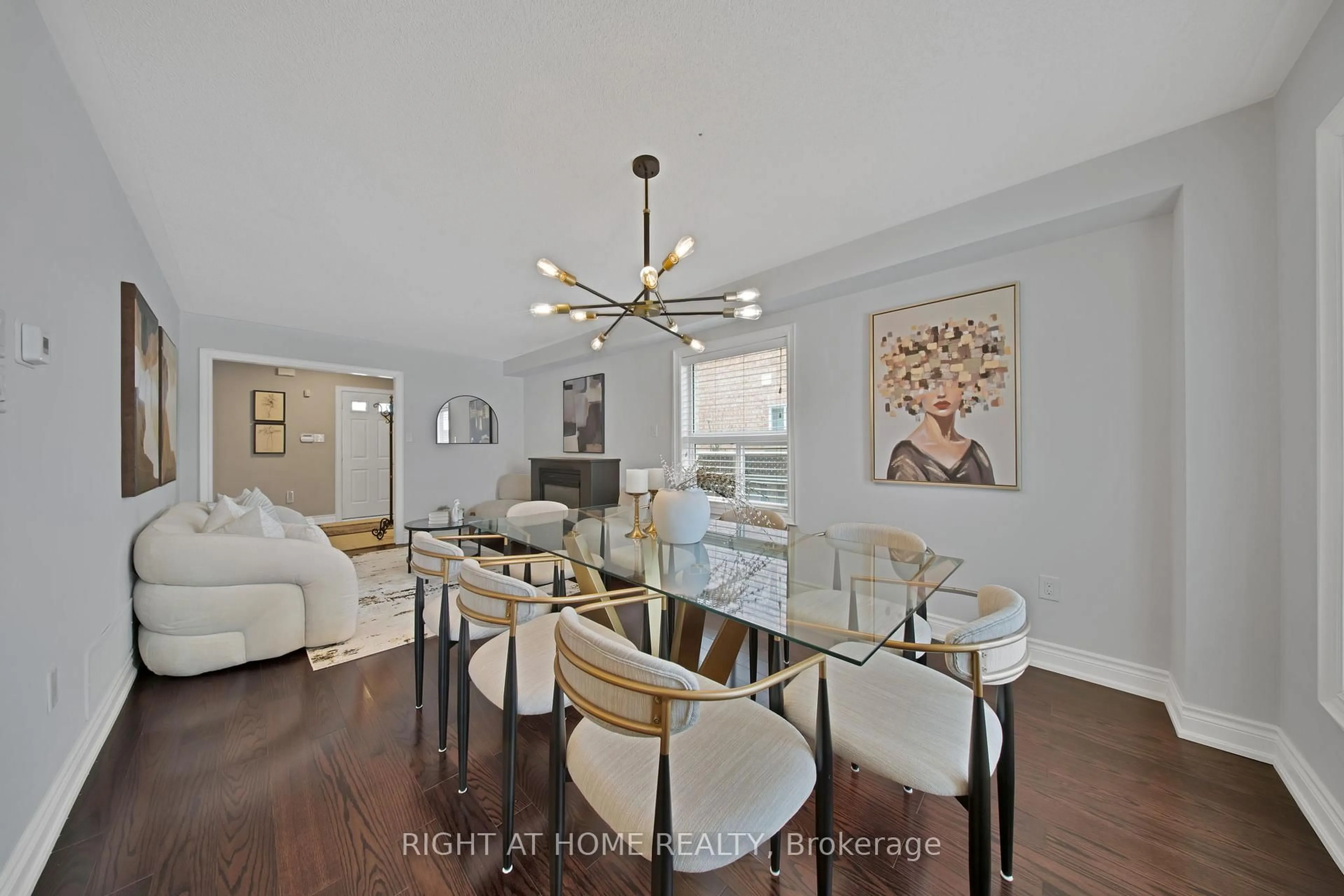 Dining room, unknown for 215 Queenslea Ave, Toronto Ontario M9N 3X5