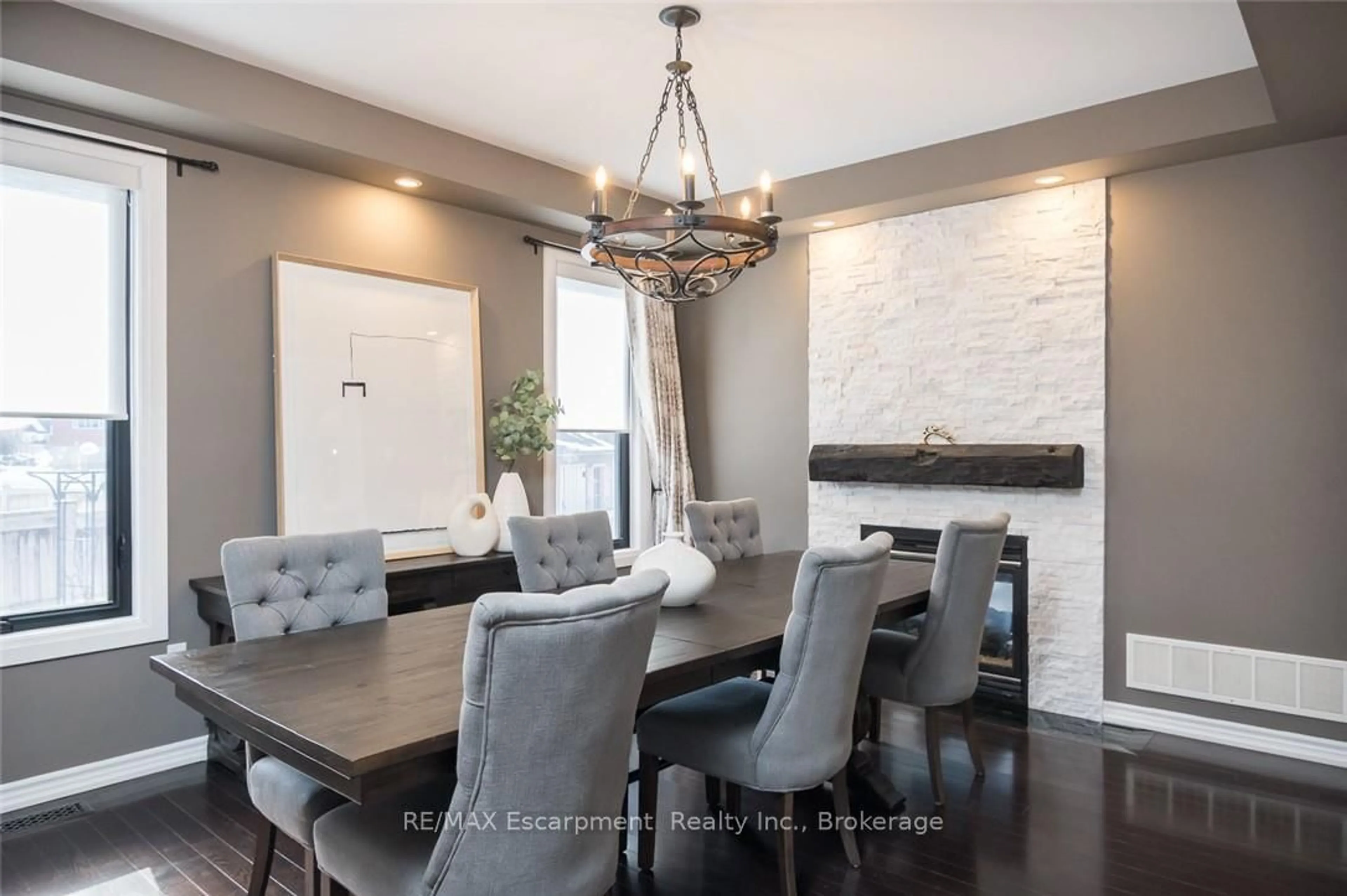 Dining room, unknown for 351 WETTLAUFER Terr, Milton Ontario L9T 7N4