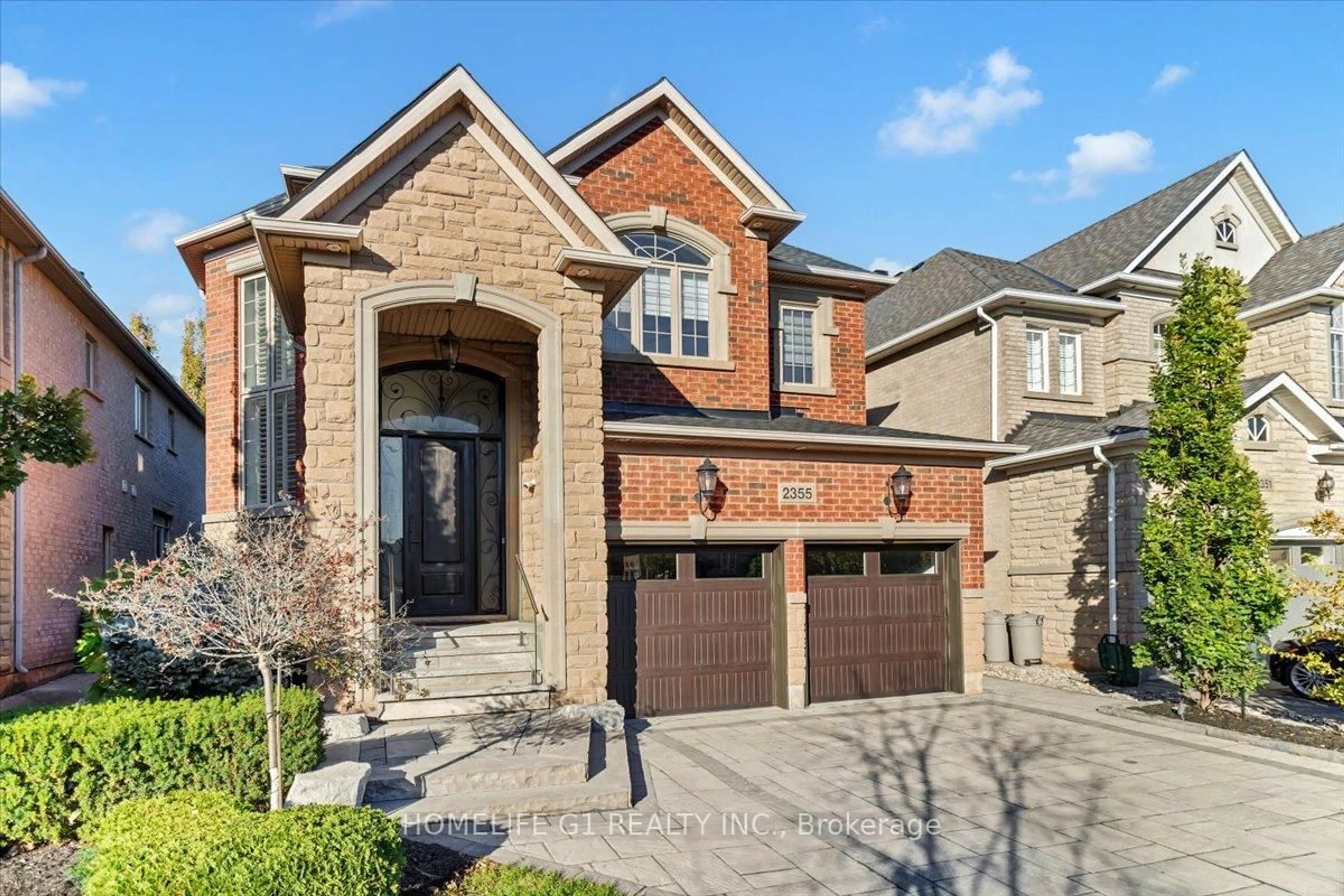 Home with brick exterior material, street for 2355 North Ridge Tr, Oakville Ontario L6H 0A8