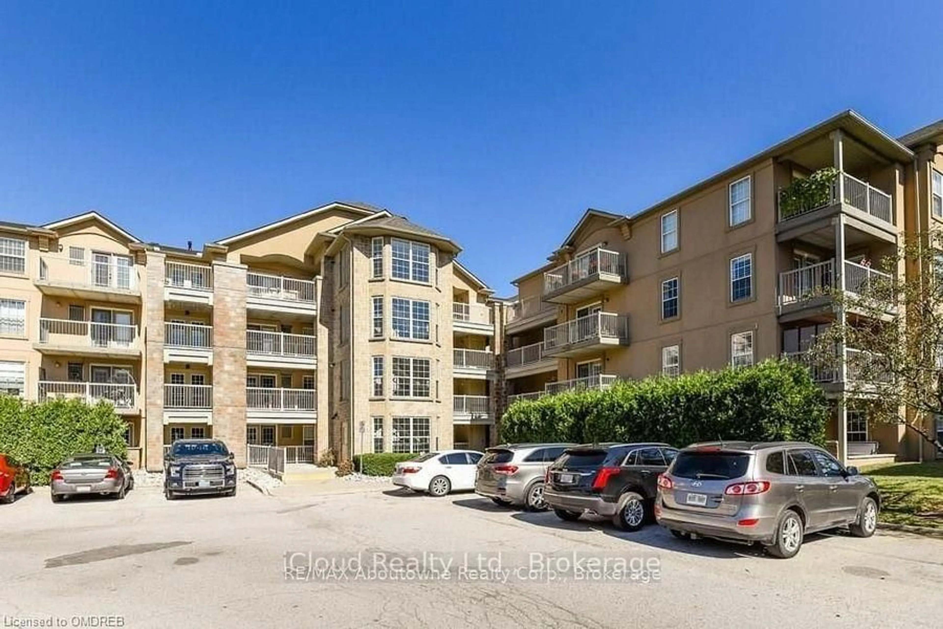 A pic from outside/outdoor area/front of a property/back of a property/a pic from drone, unknown for 1470 Bishops Gate #104, Oakville Ontario L6M 4N2