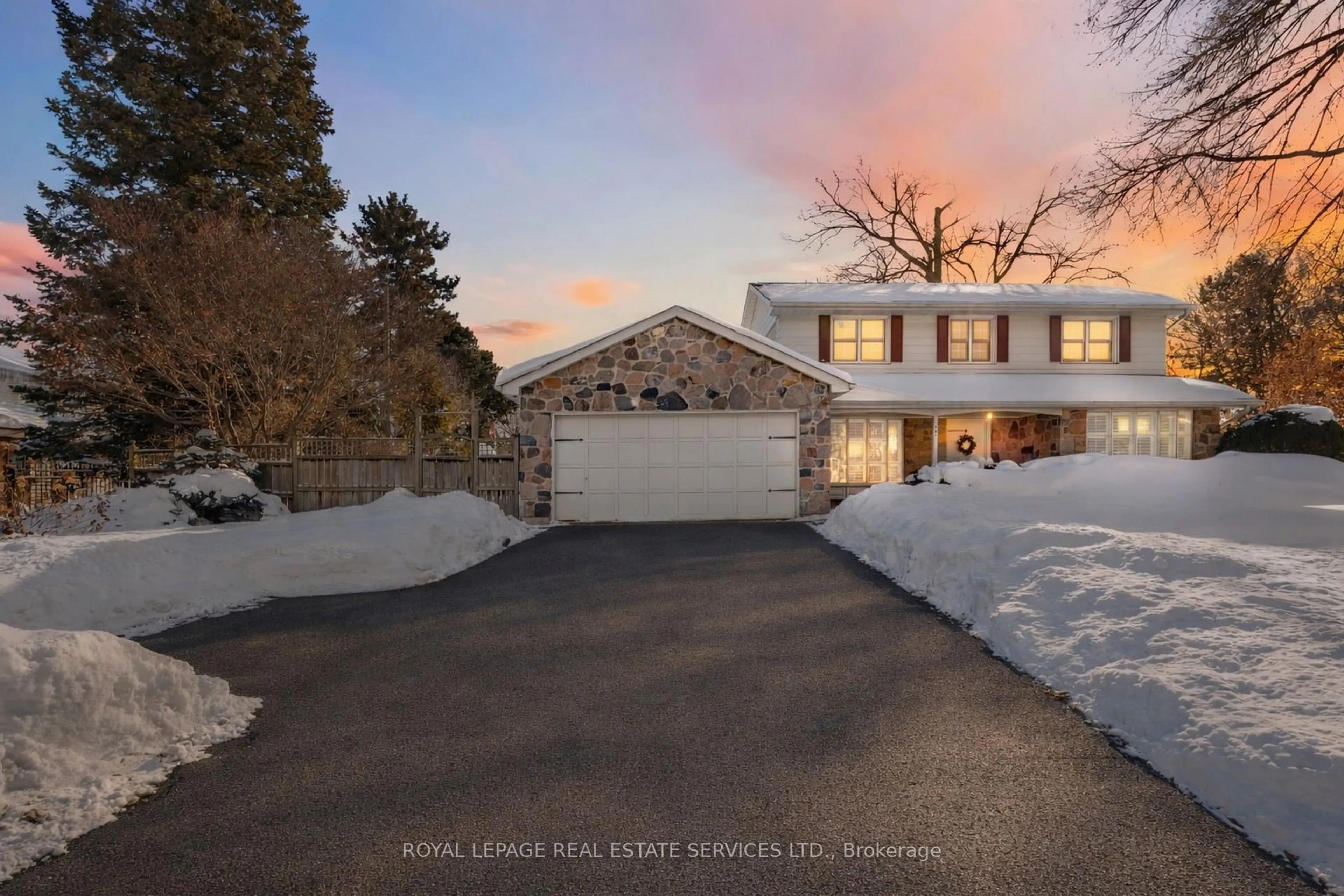 A pic from outside/outdoor area/front of a property/back of a property/a pic from drone, street for 2 Cherry Post Cres, Toronto Ontario M9C 2K1