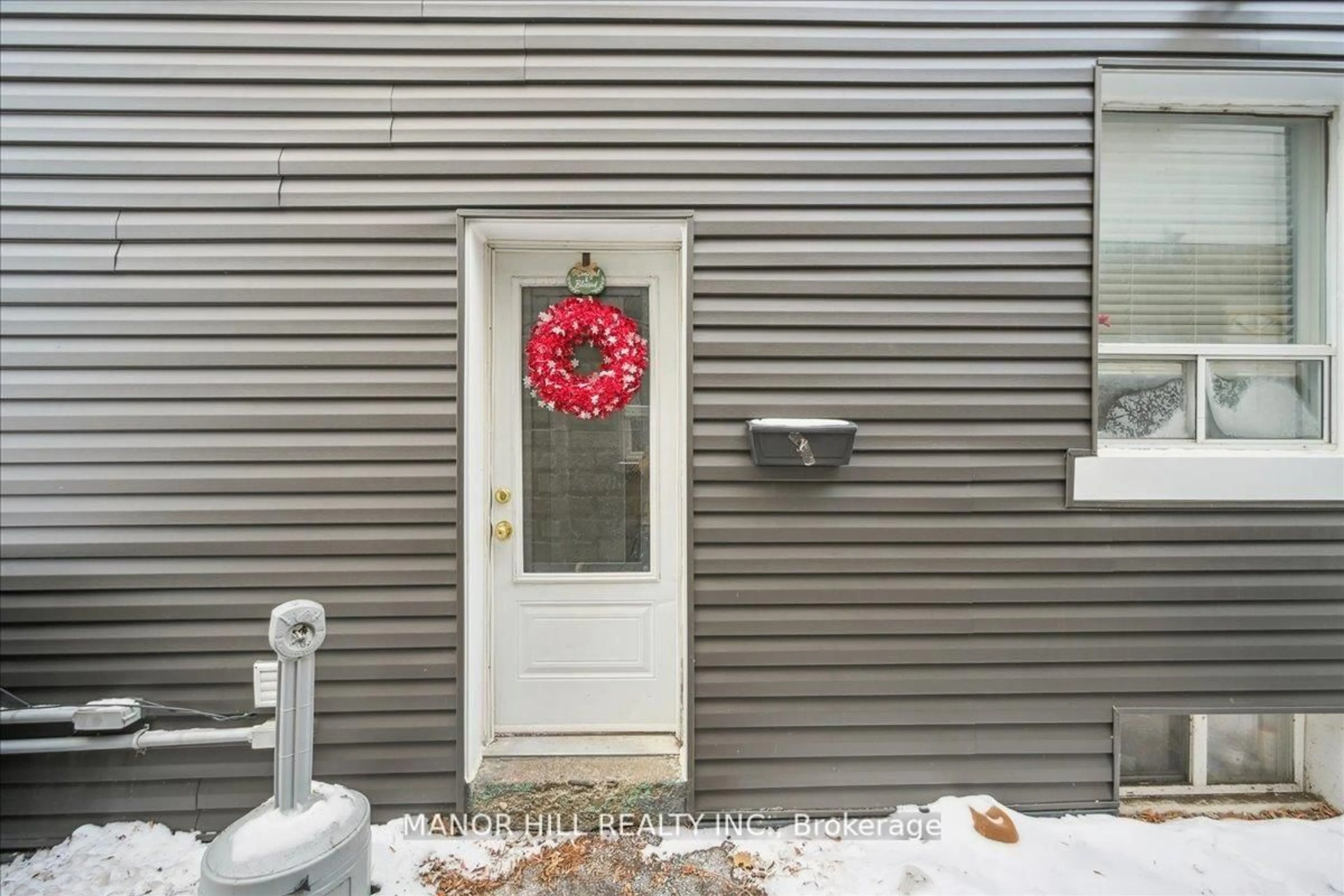 Unknown for 929 Lakeshore Rd, Mississauga Ontario L5E 1E3