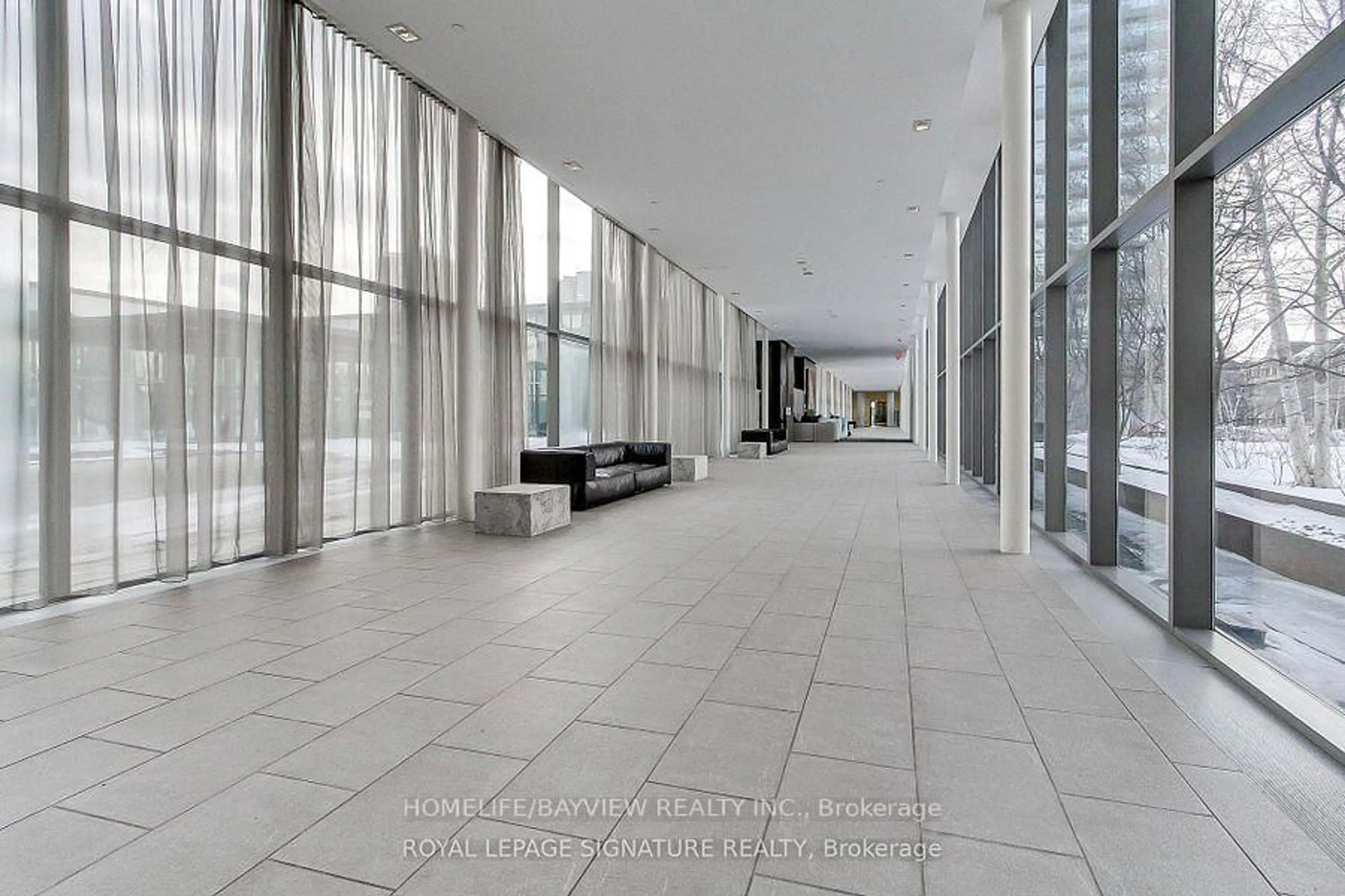 Indoor foyer for 103 The Queensway #806, Toronto Ontario M6S 5B3
