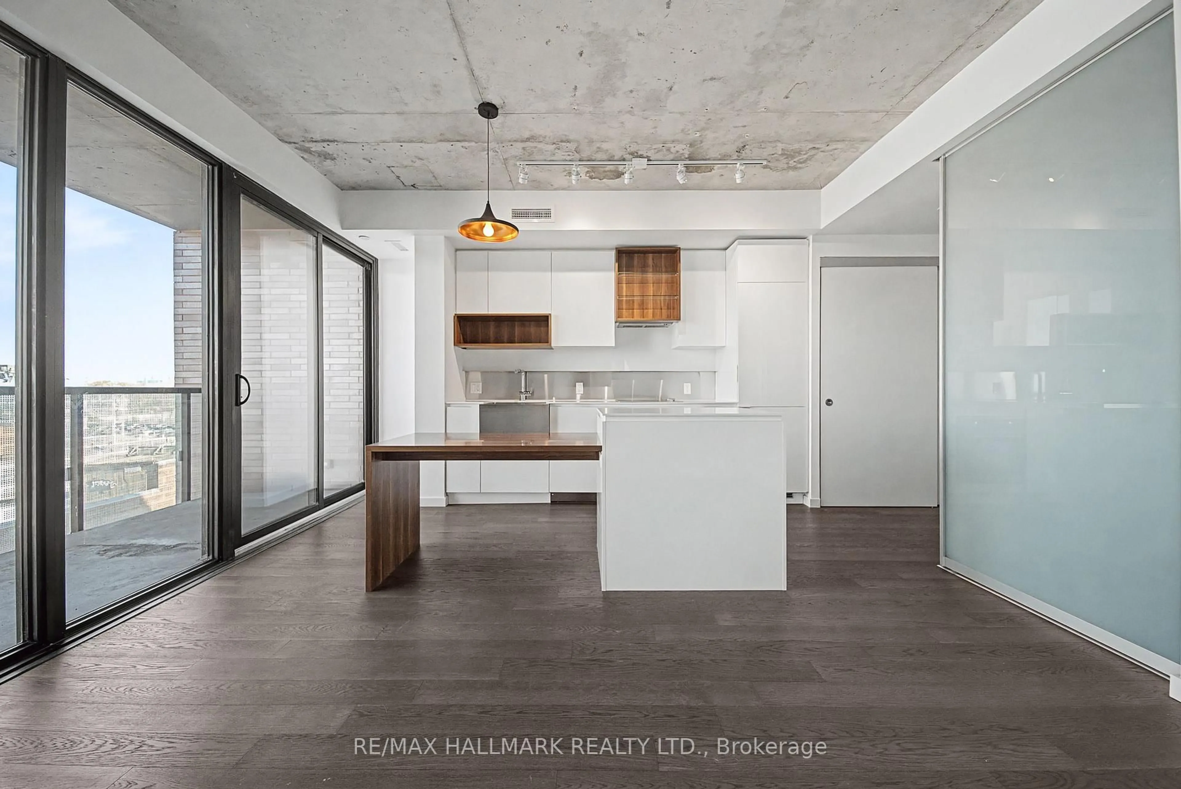 Open concept kitchen, unknown for 383 Sorauren Ave #609, Toronto Ontario M6R 0A4