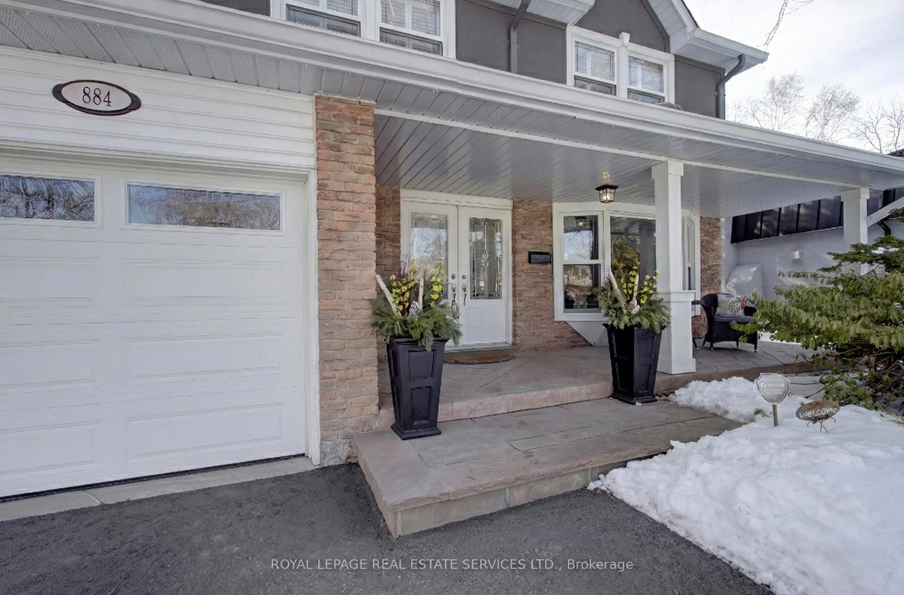 Unknown for 884 Silver Birch Tr, Mississauga Ontario L5J 4C1