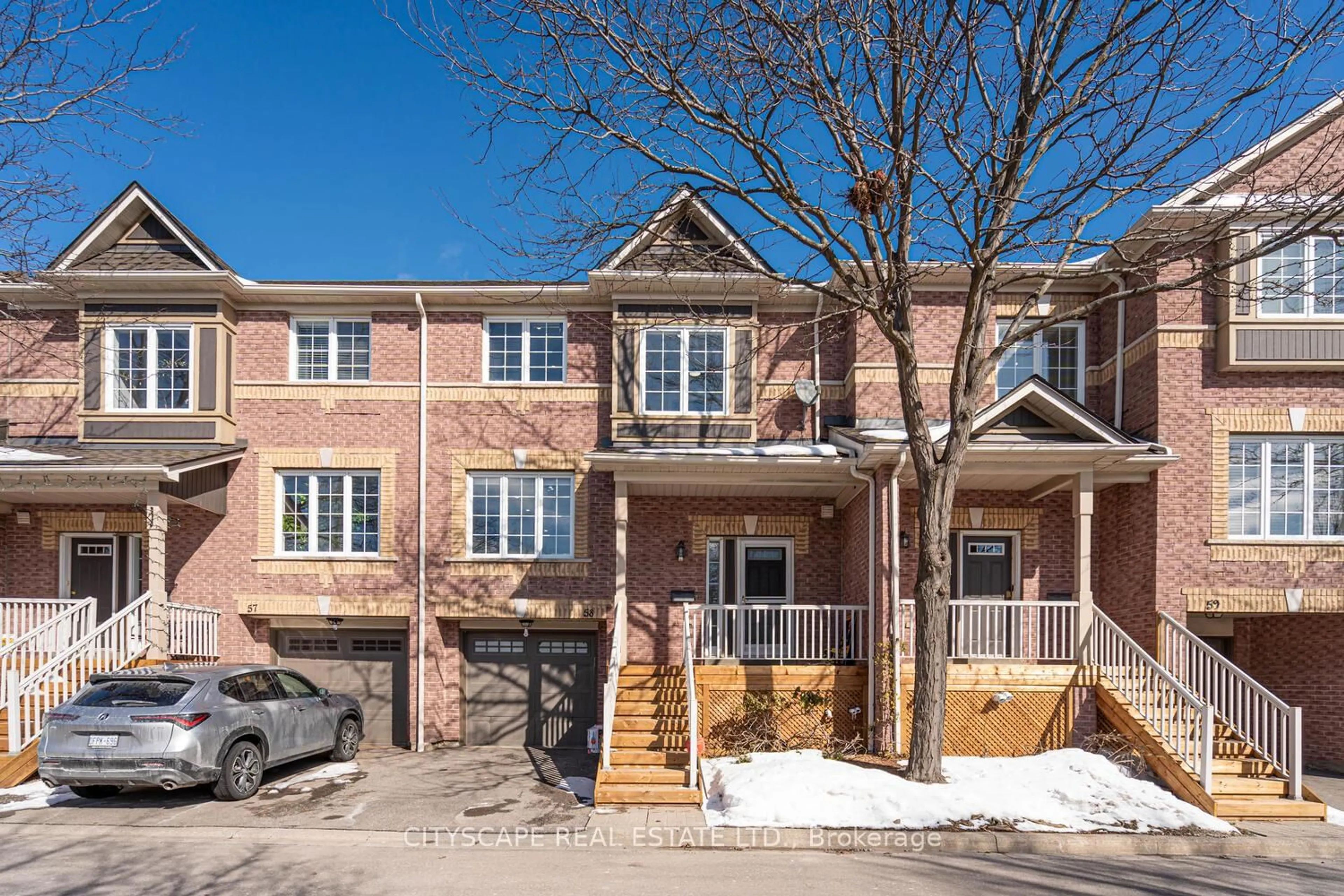 Home with brick exterior material, street for 5535 Glen Erin Dr #58, Mississauga Ontario L5M 6H1
