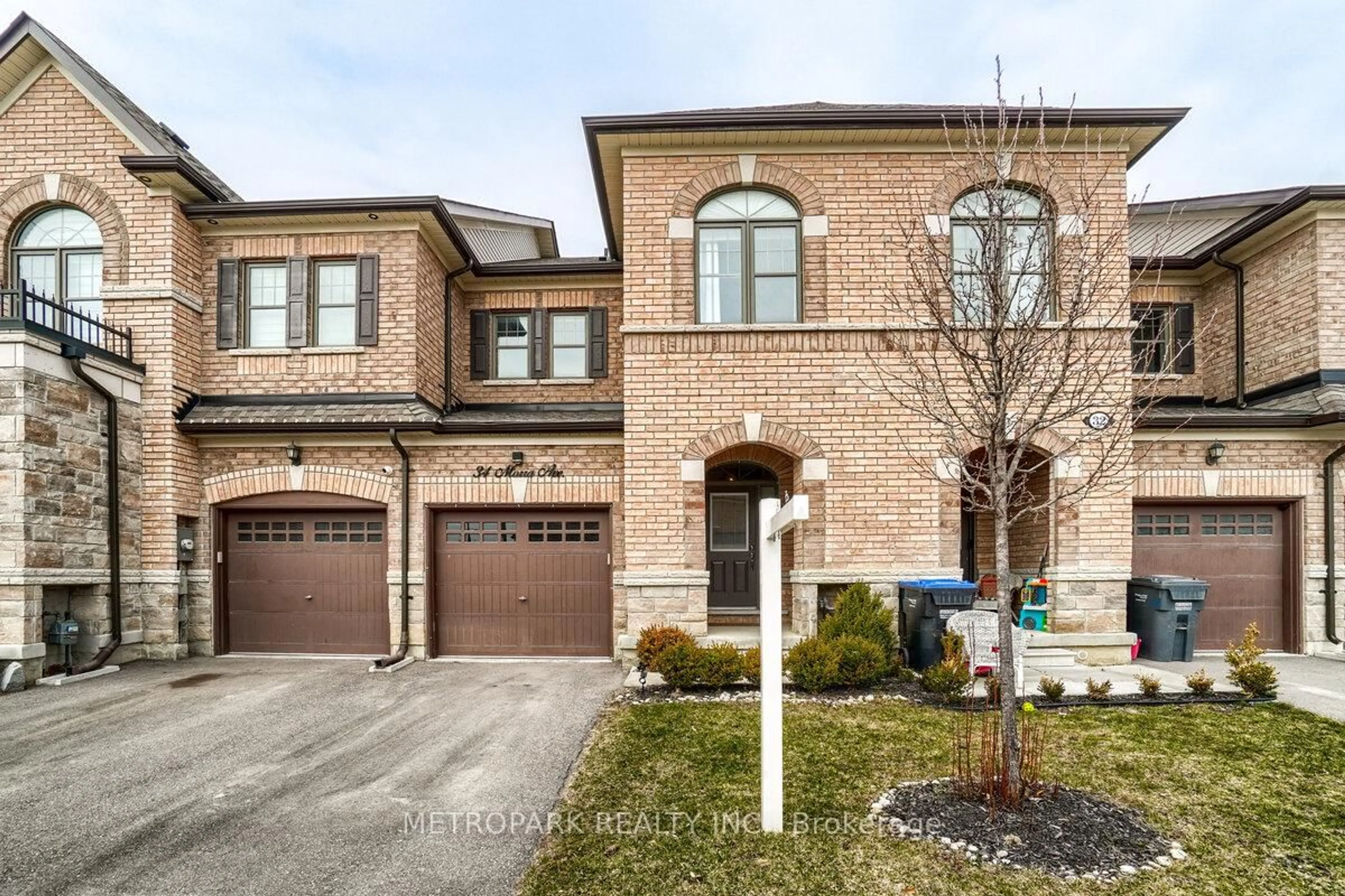 Home with brick exterior material, street for 34 Morra Ave, Caledon Ontario L7E 4K5