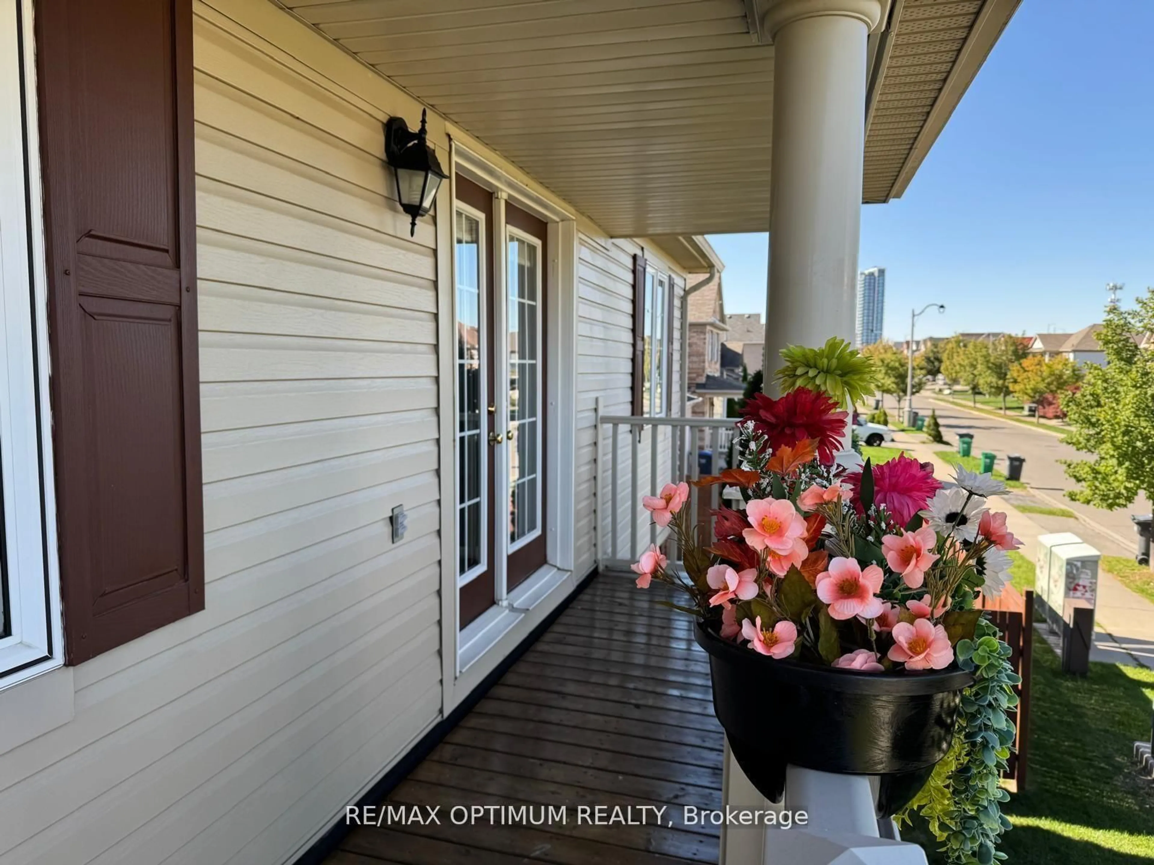 Indoor entryway for 177 Fandango Dr, Brampton Ontario L6X 0M1
