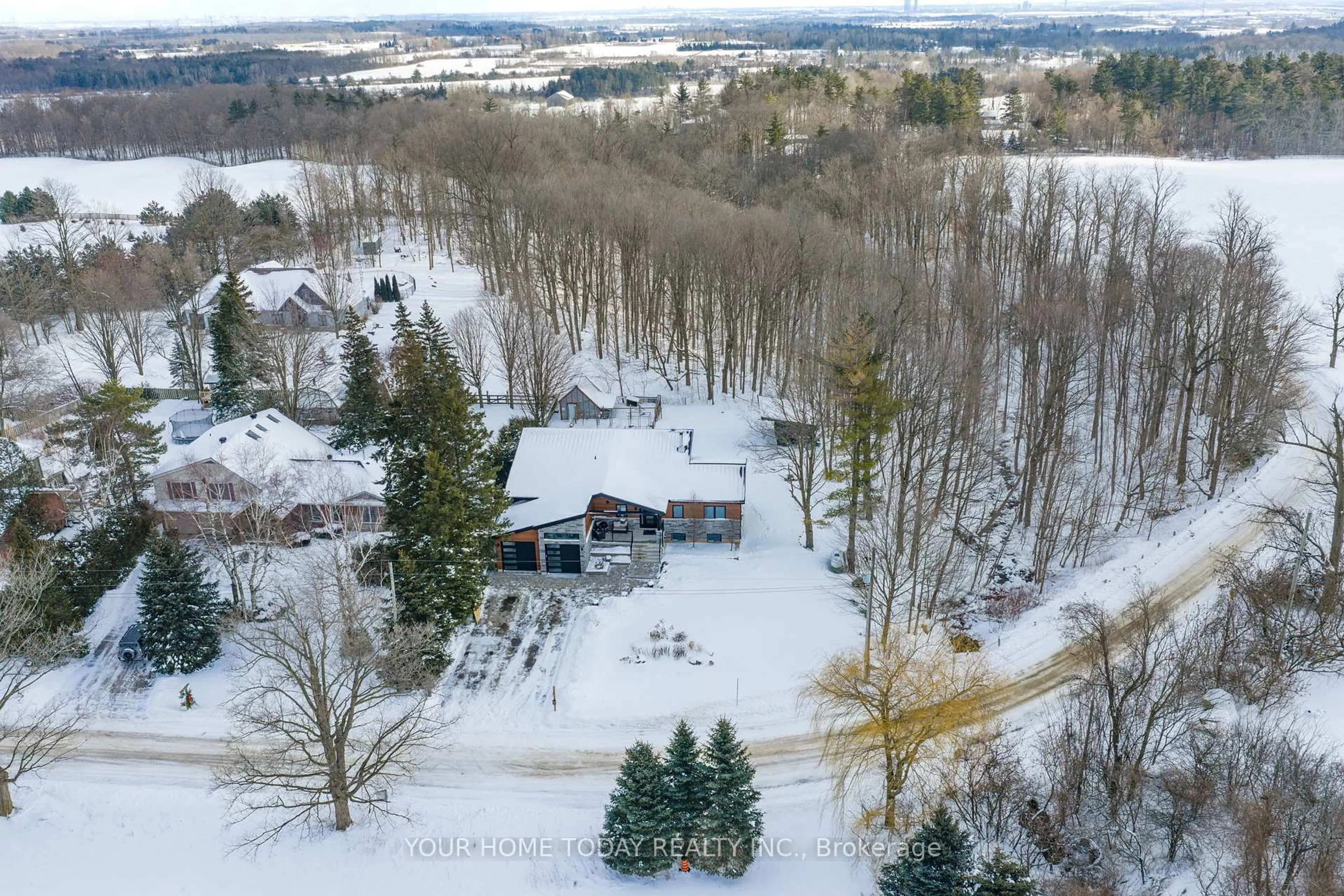 A pic from outside/outdoor area/front of a property/back of a property/a pic from drone, unknown for 10735 Third Line, Halton Hills Ontario L9T 2X9