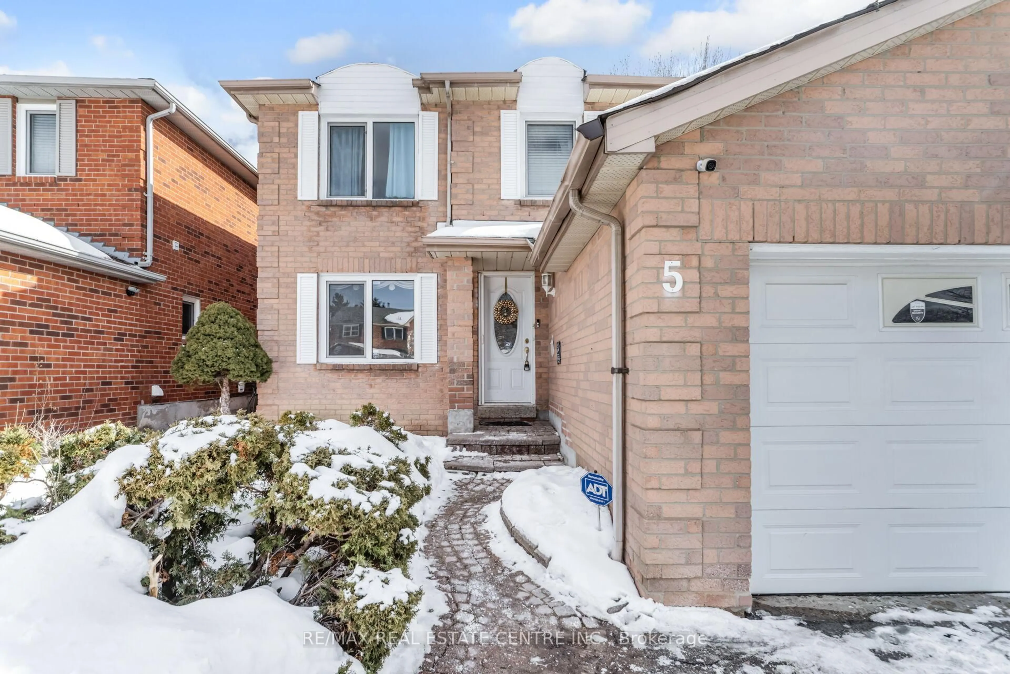 Home with brick exterior material, street for 5 Lilly Cres, Brampton Ontario L6Y 3K1