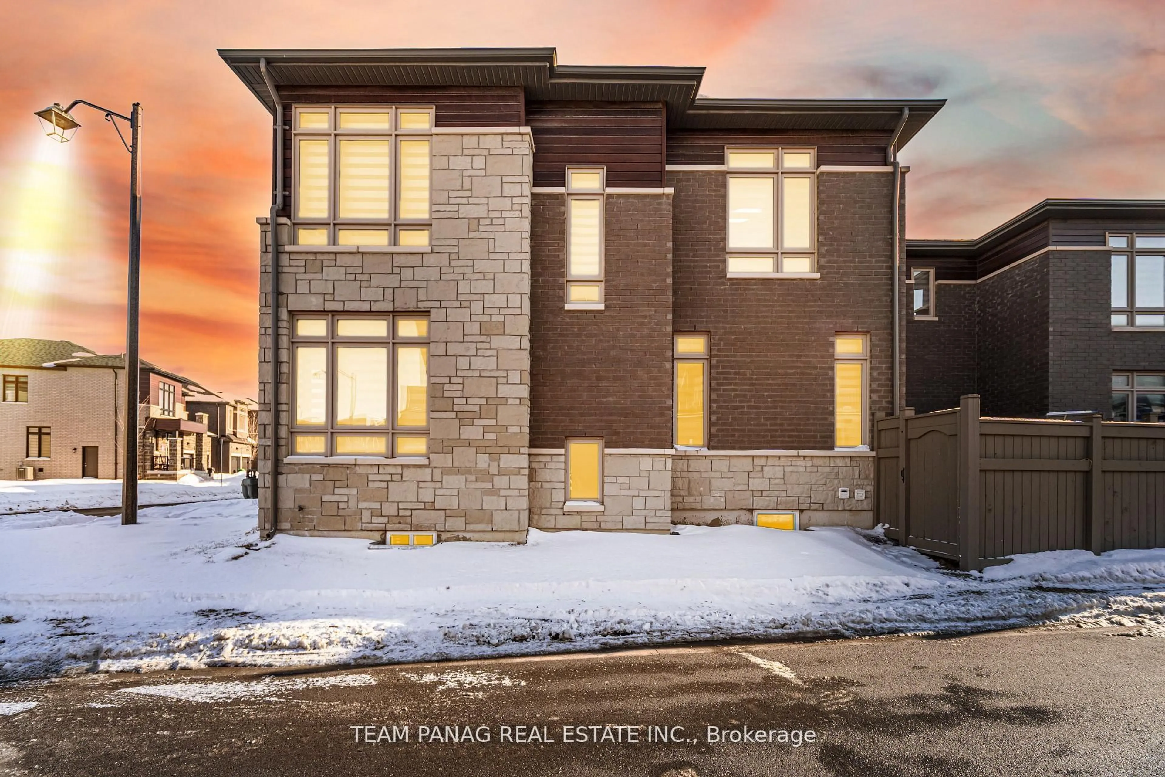 Home with brick exterior material, street for 54 Moorcroft Pl, Brampton Ontario L6S 2K9