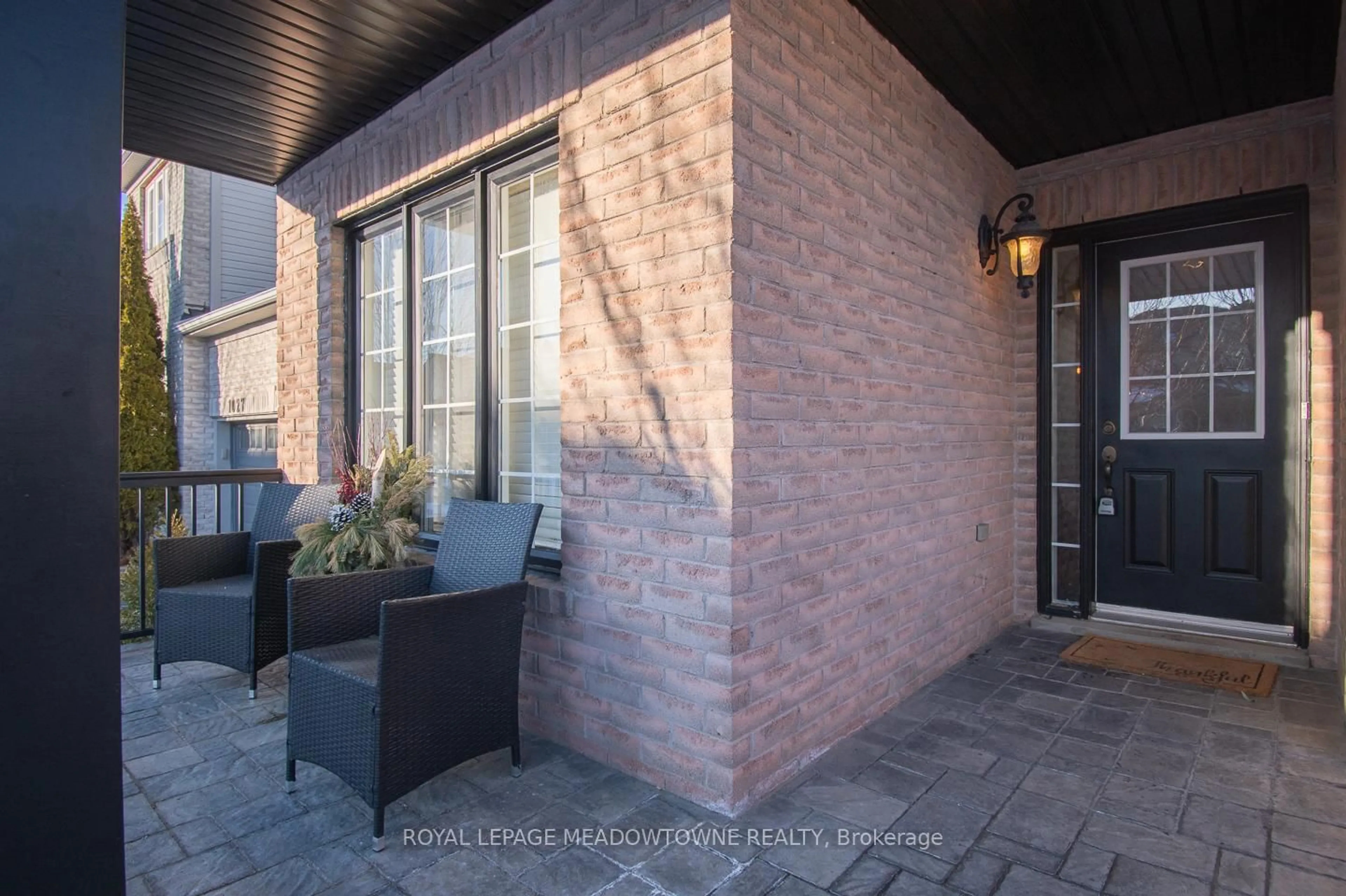 Home with brick exterior material, street for 1029 Easterbrook Cres, Milton Ontario L9T 0C4