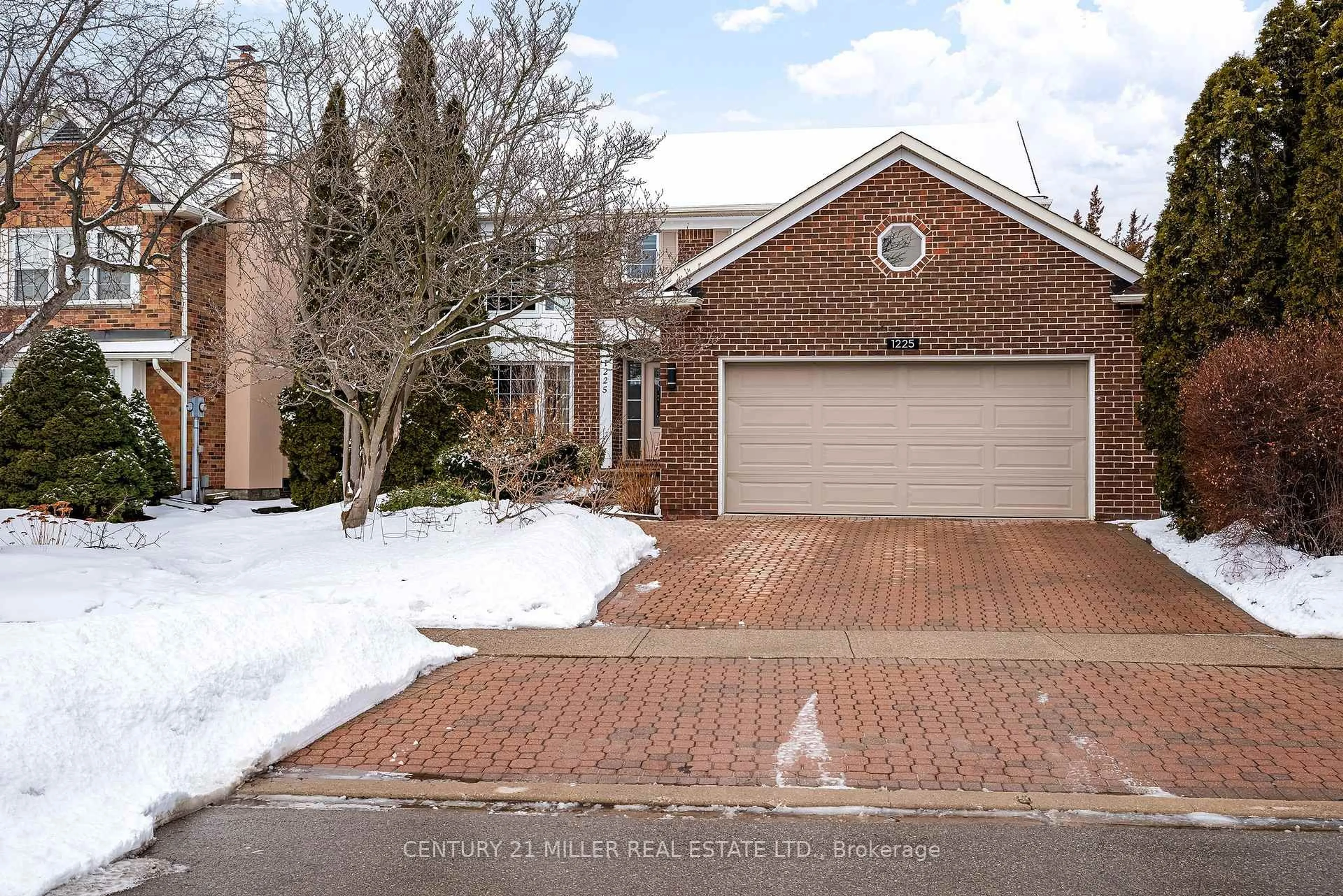 Home with brick exterior material, street for 1225 Old Post Dr, Oakville Ontario L6M 1A5