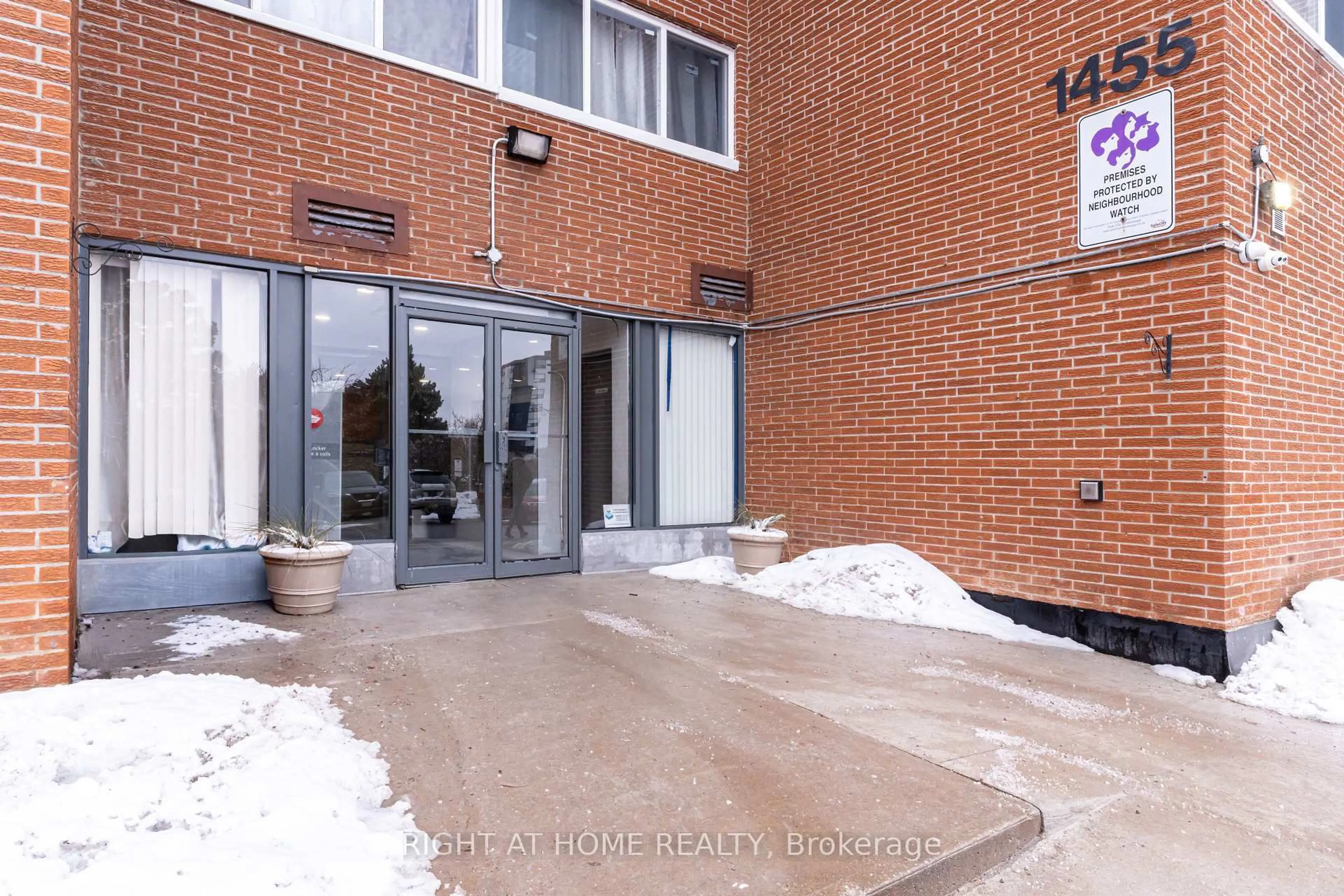 Unknown for 1455 Williamsport Dr #333, Mississauga Ontario L4X 2T5