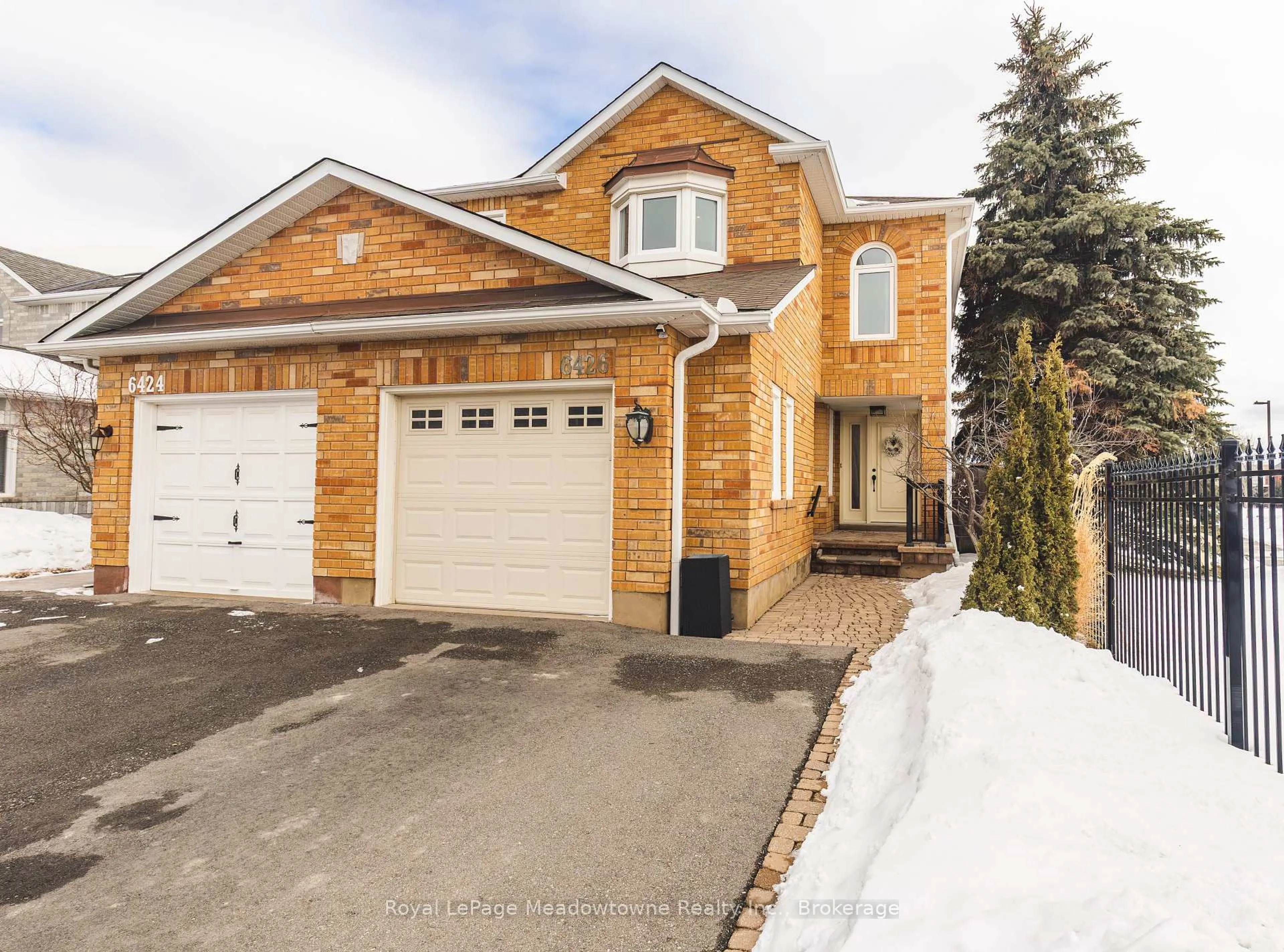 Unknown for 6426 Sapling Tr, Mississauga Ontario L5N 7A4