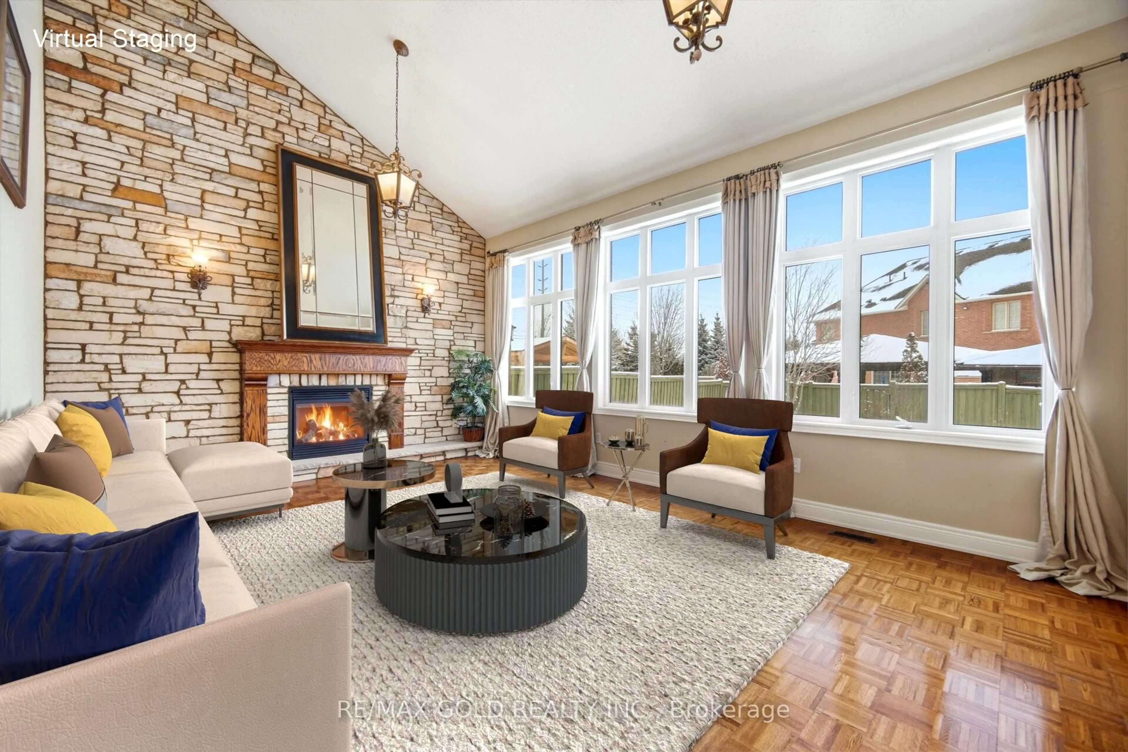 Living room with furniture, unknown for 3 Valleycreek Dr, Brampton Ontario L6P 2C2